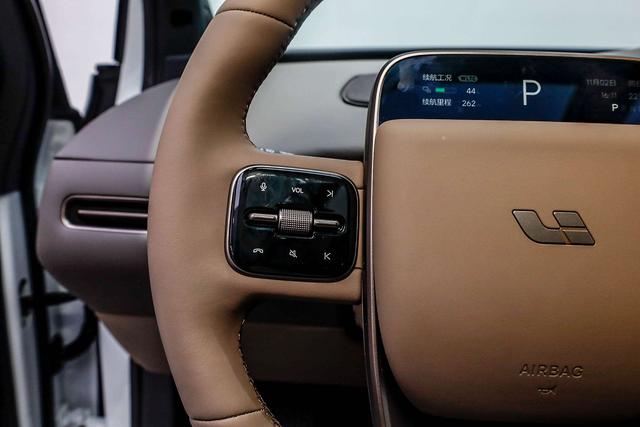 理想汽车 理想i6 2025 汽车图片 #30