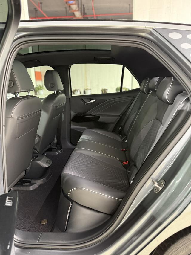 Volkswagen ID.3 2024 car image #30