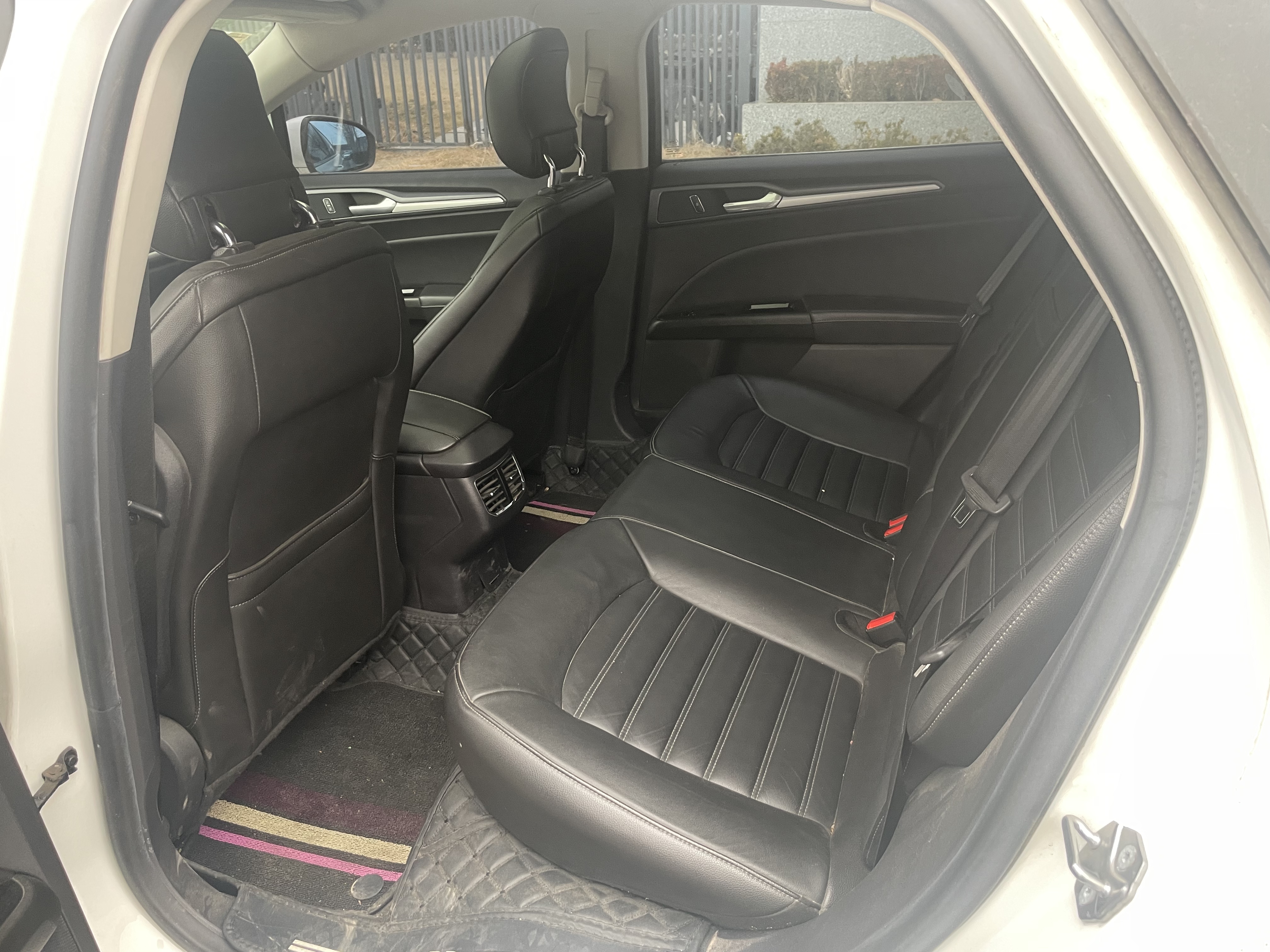 Ford Mondeo 2016 #30 Ford Mondeo 2016 car image #30