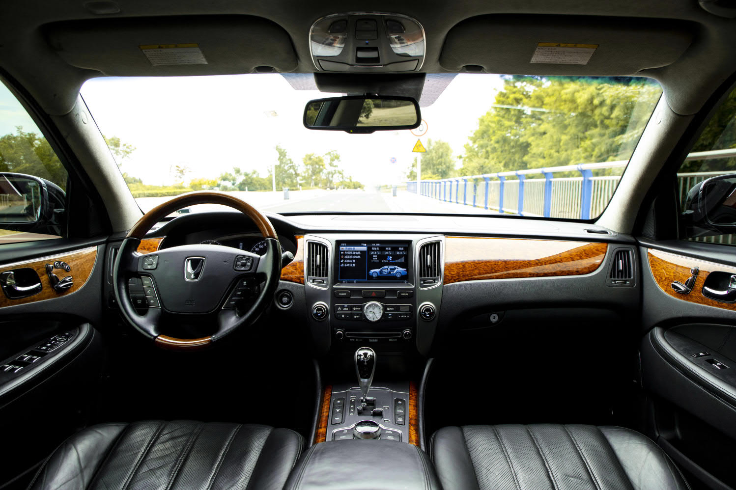 Hyundai Equus 2012 صورة سيارة #30