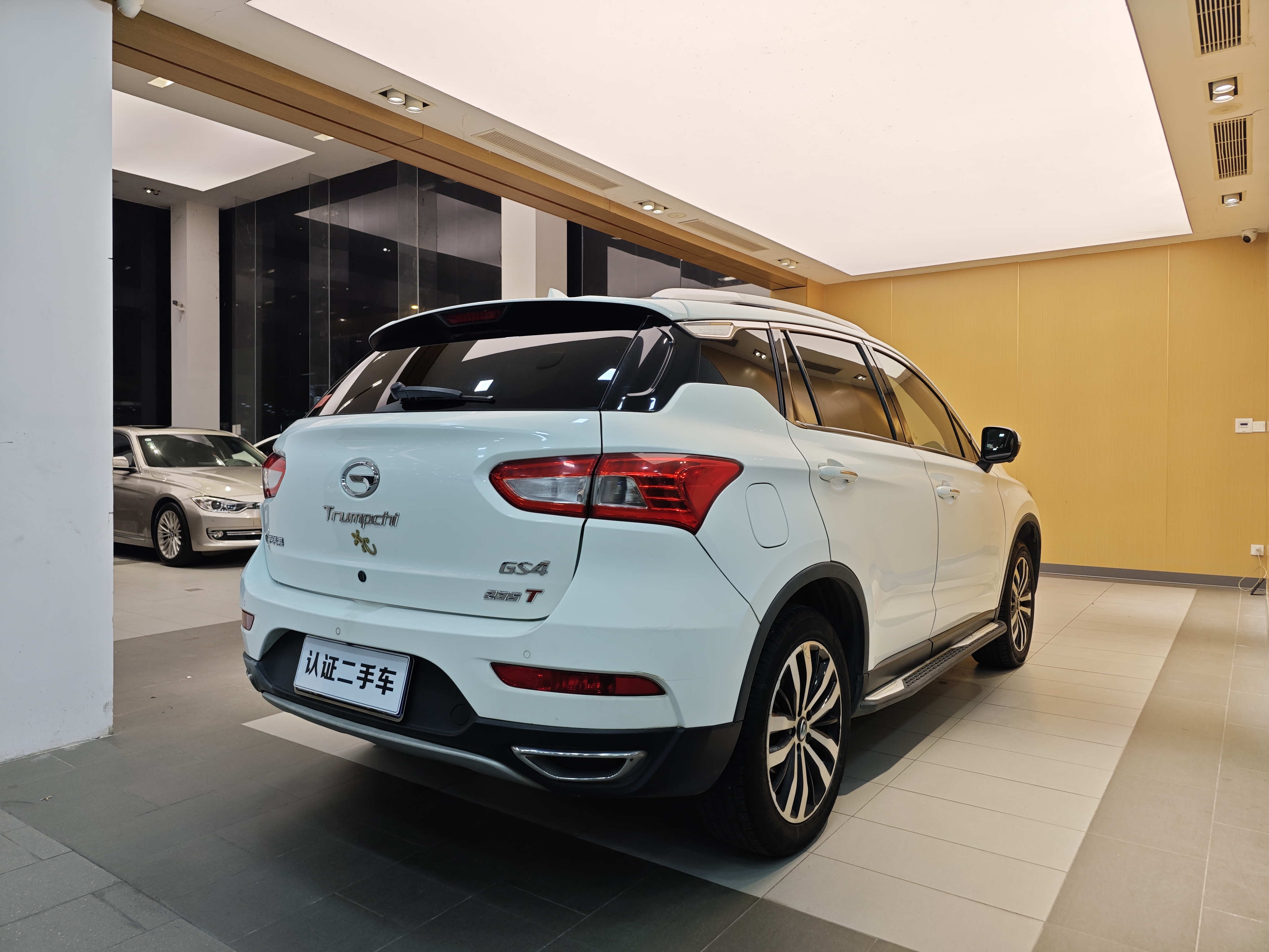 GAC Trumpchi GS4 2018 #30 GAC Trumpchi GS4 2018 car image #30