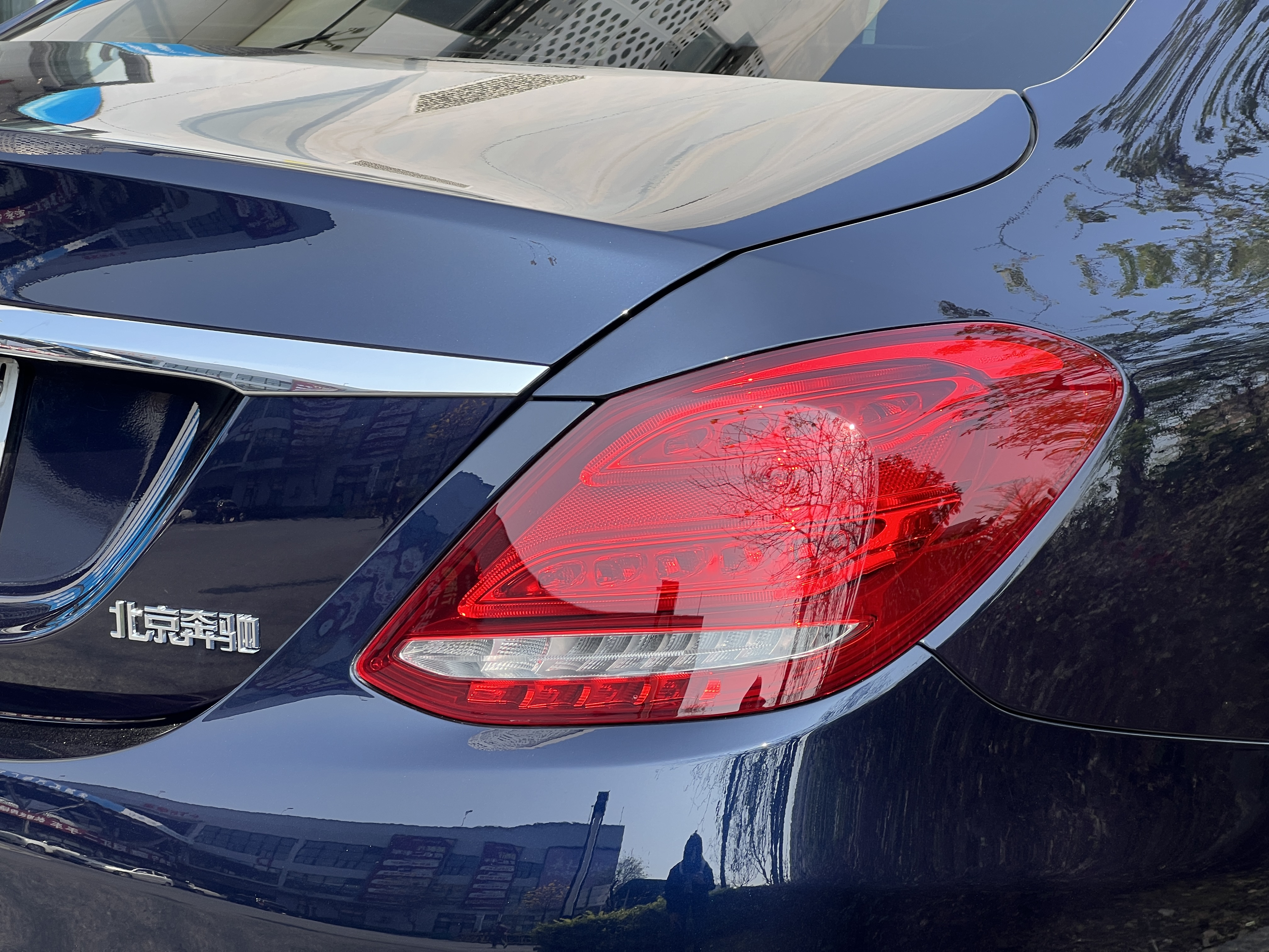 Mercedes-Benz C Class 2018 car image #30