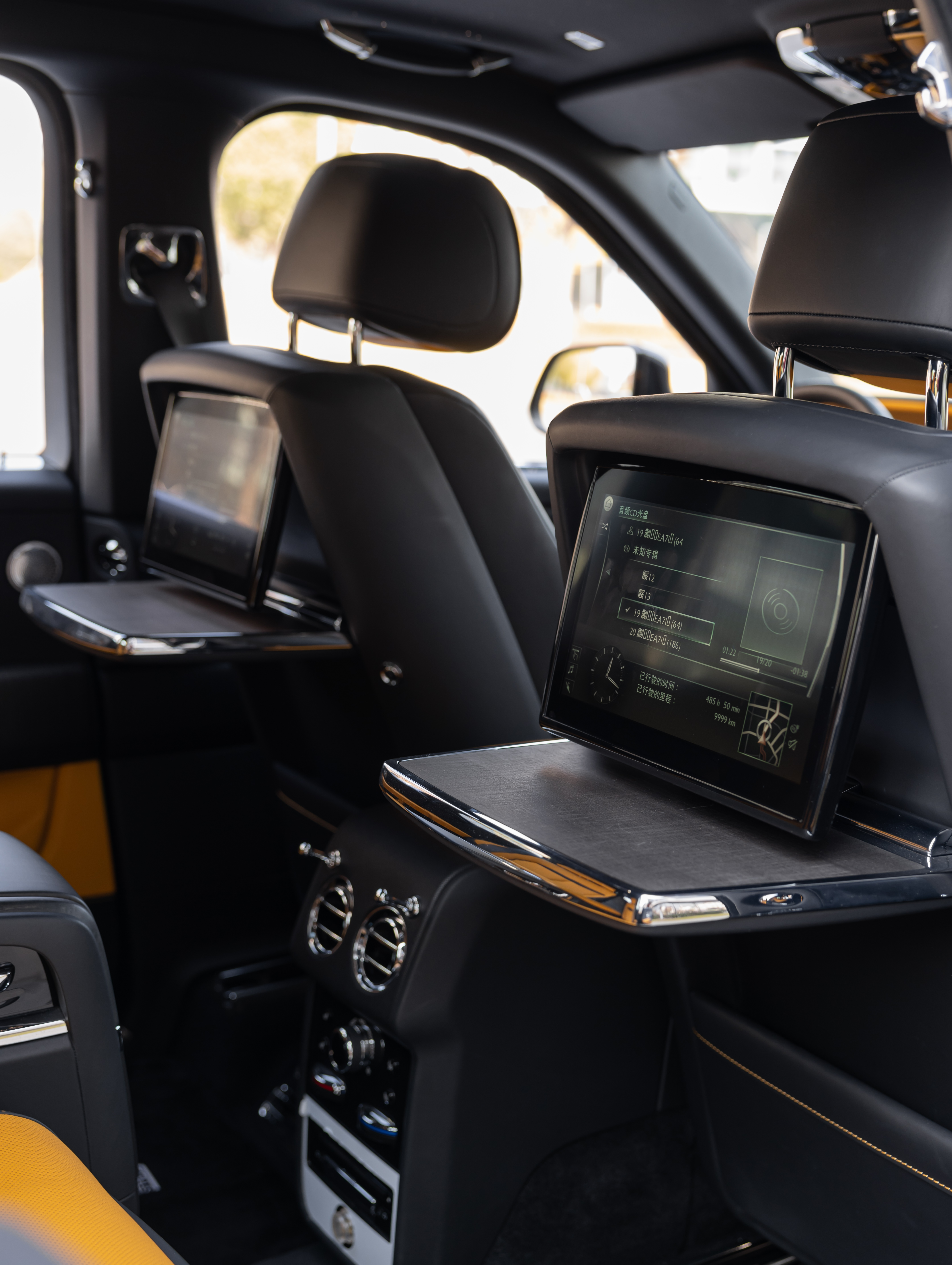 Volkswagen Cullinan 2022 car image #30