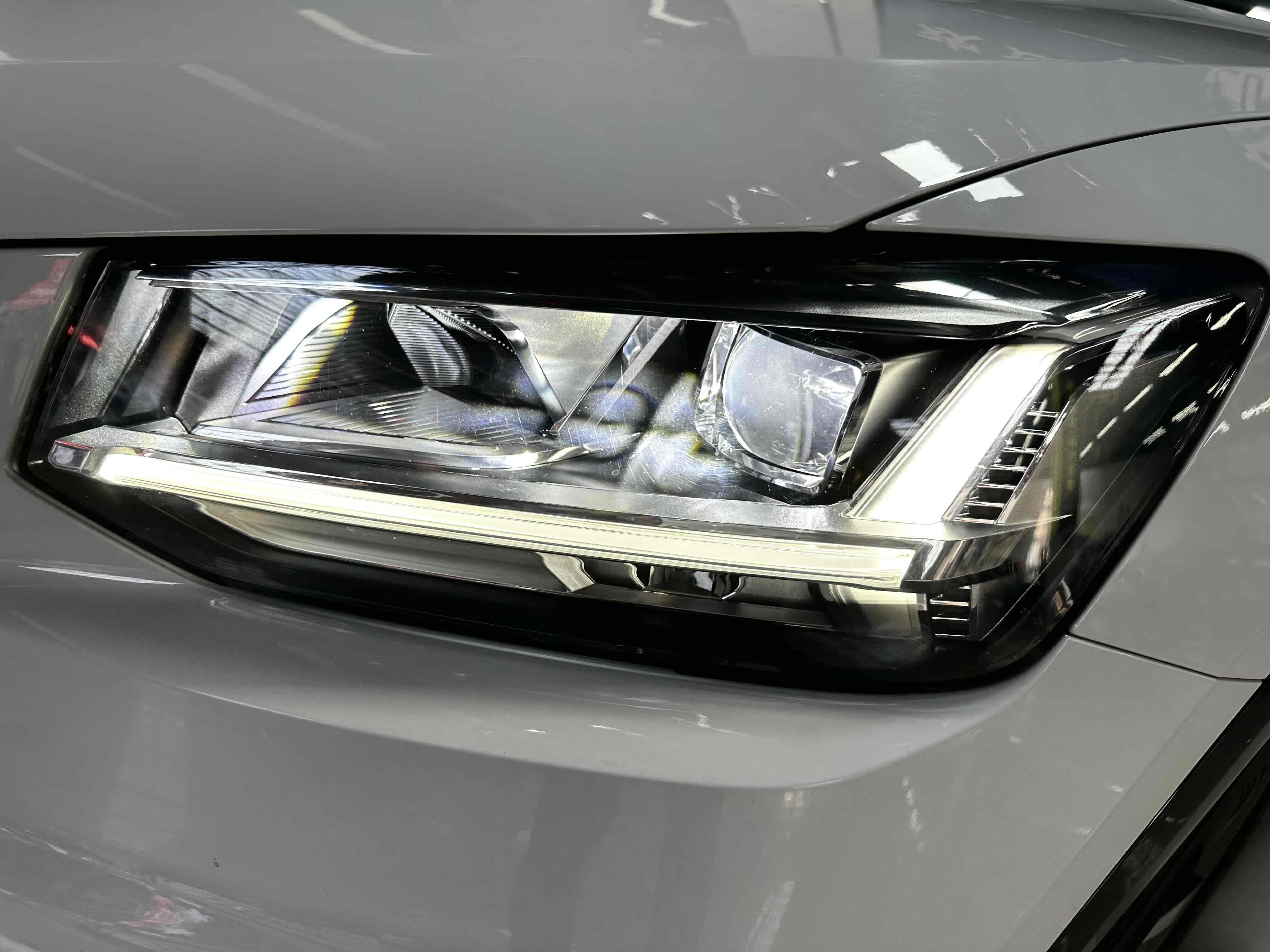 Audi Q2L e-tron 2021 car image #30