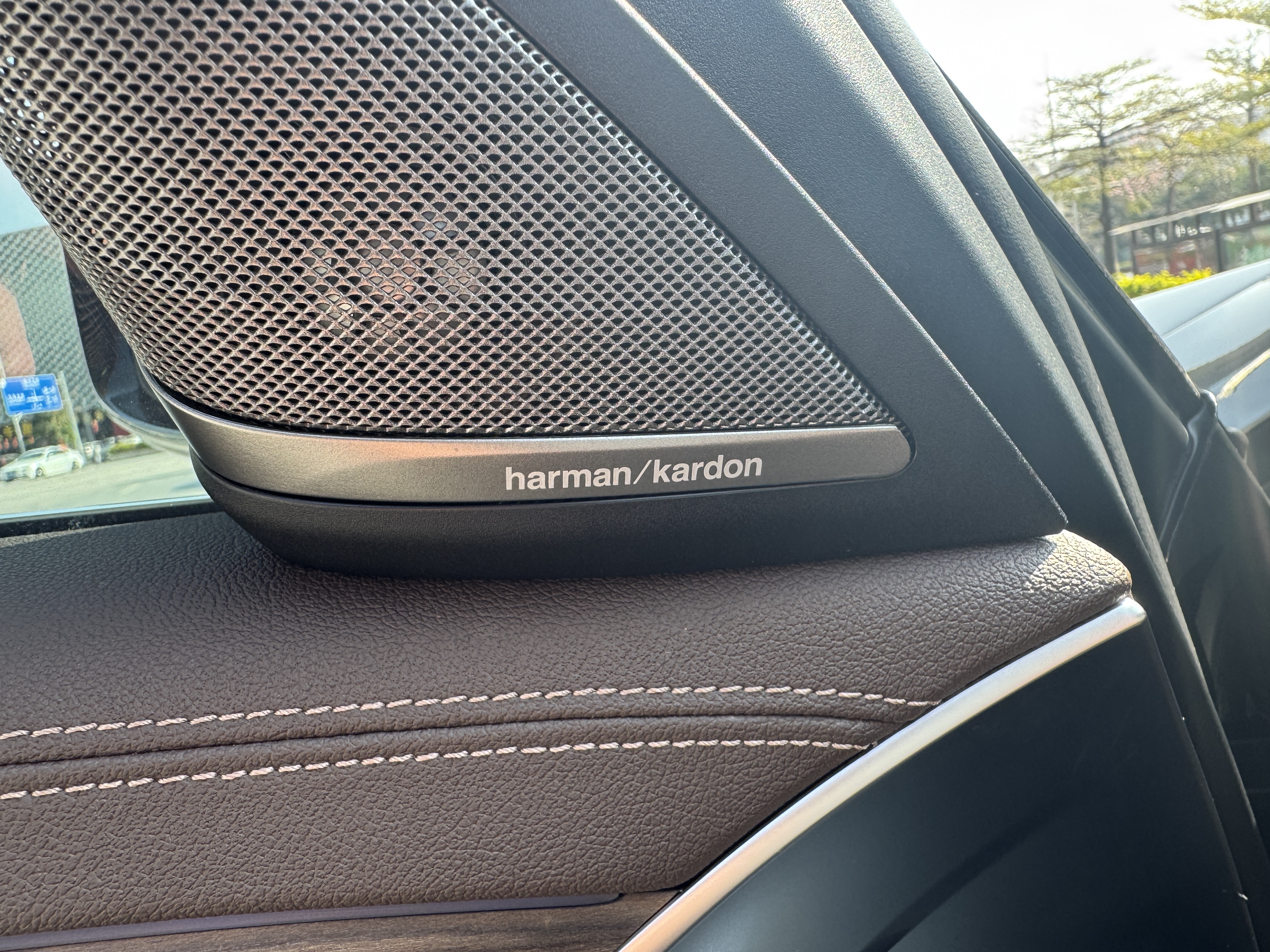 BMW 5 Series New Energy 2020 car image #30