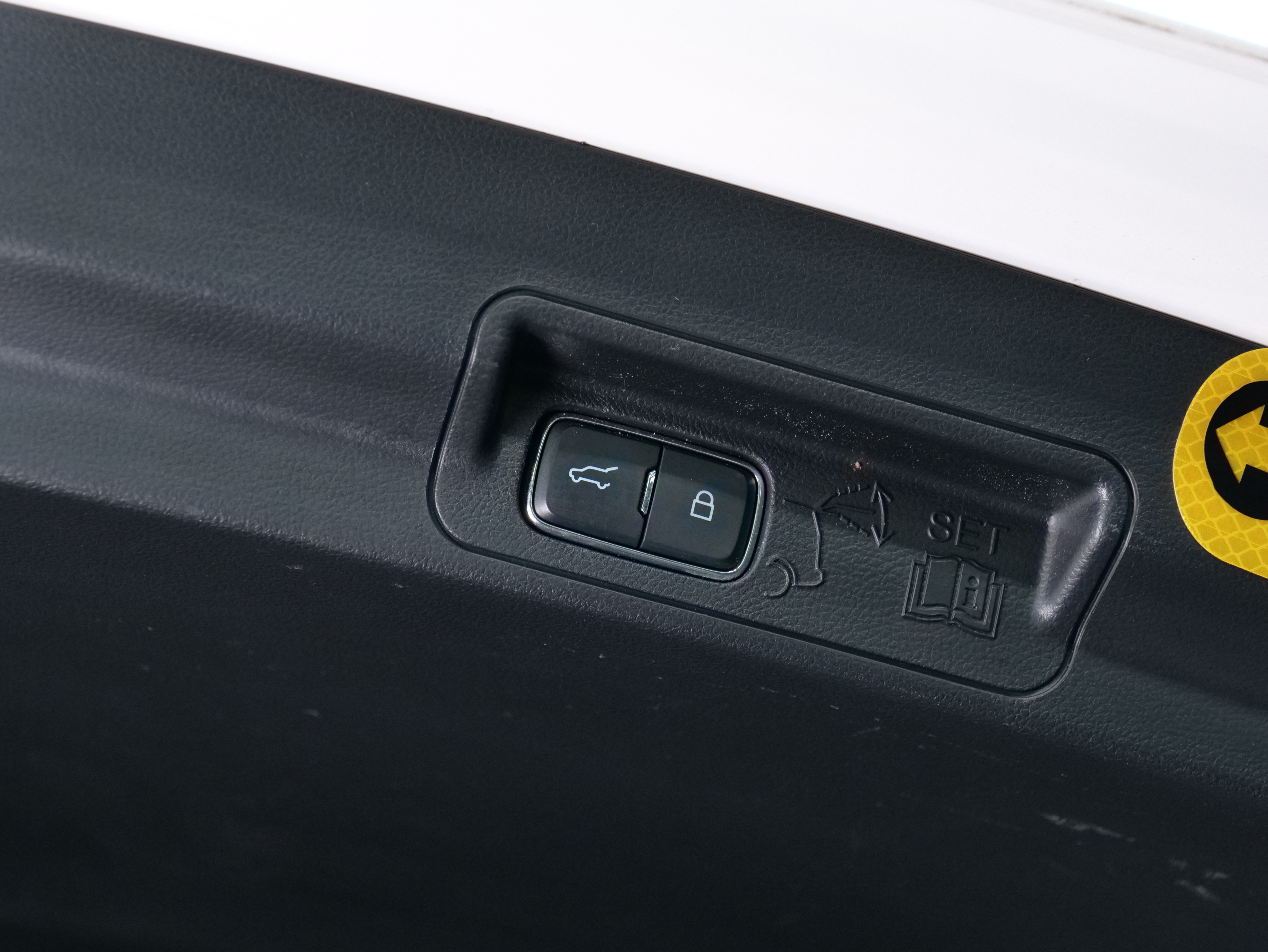 Ford Explorer 2021 #30 Ford Explorer 2021 car image #30