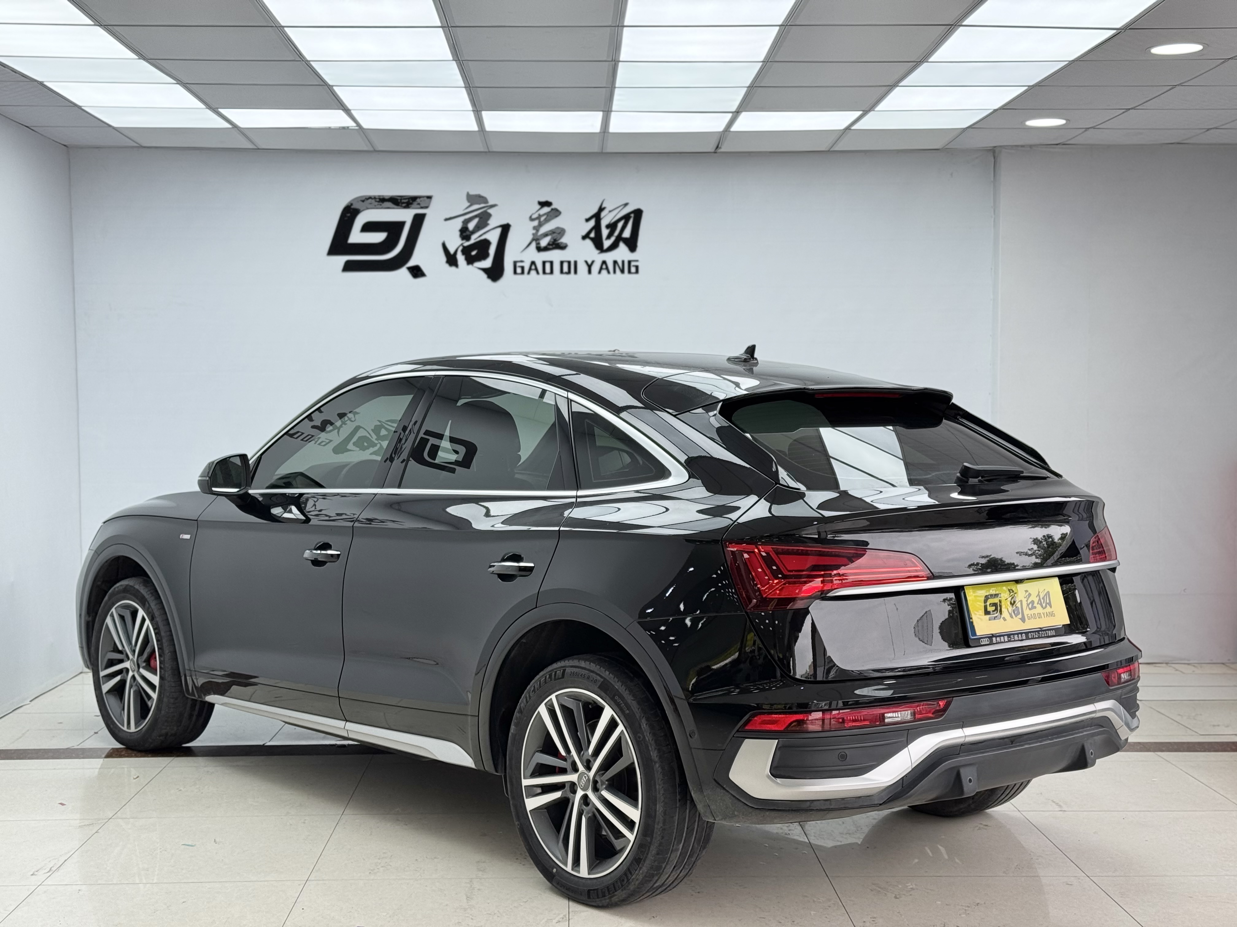 Audi Q5L Sportback 2021 изображение автомобиля #30