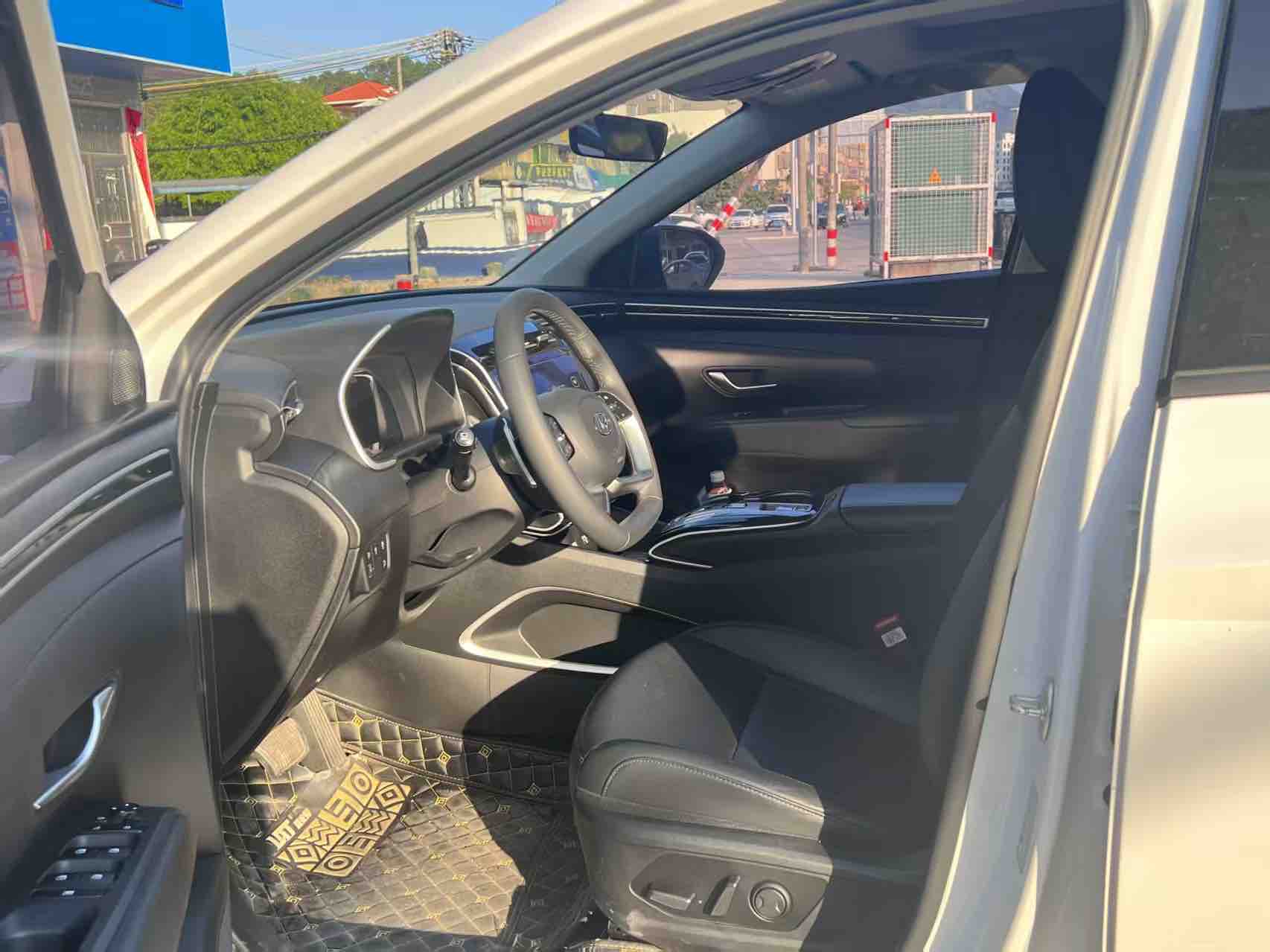 Hyundai Tucson 2022 immagine di auto #30