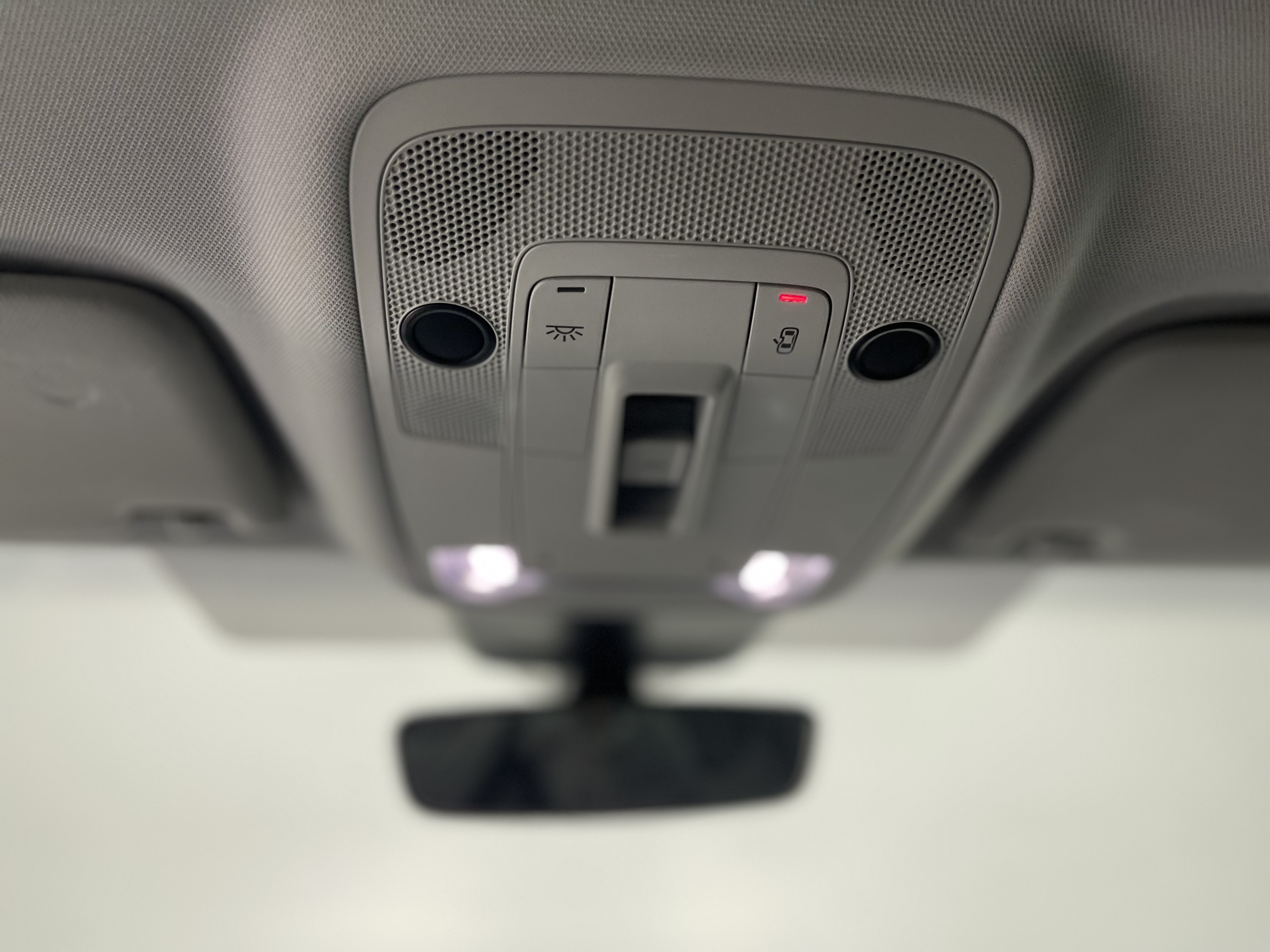 Q2L 2022 car image #30