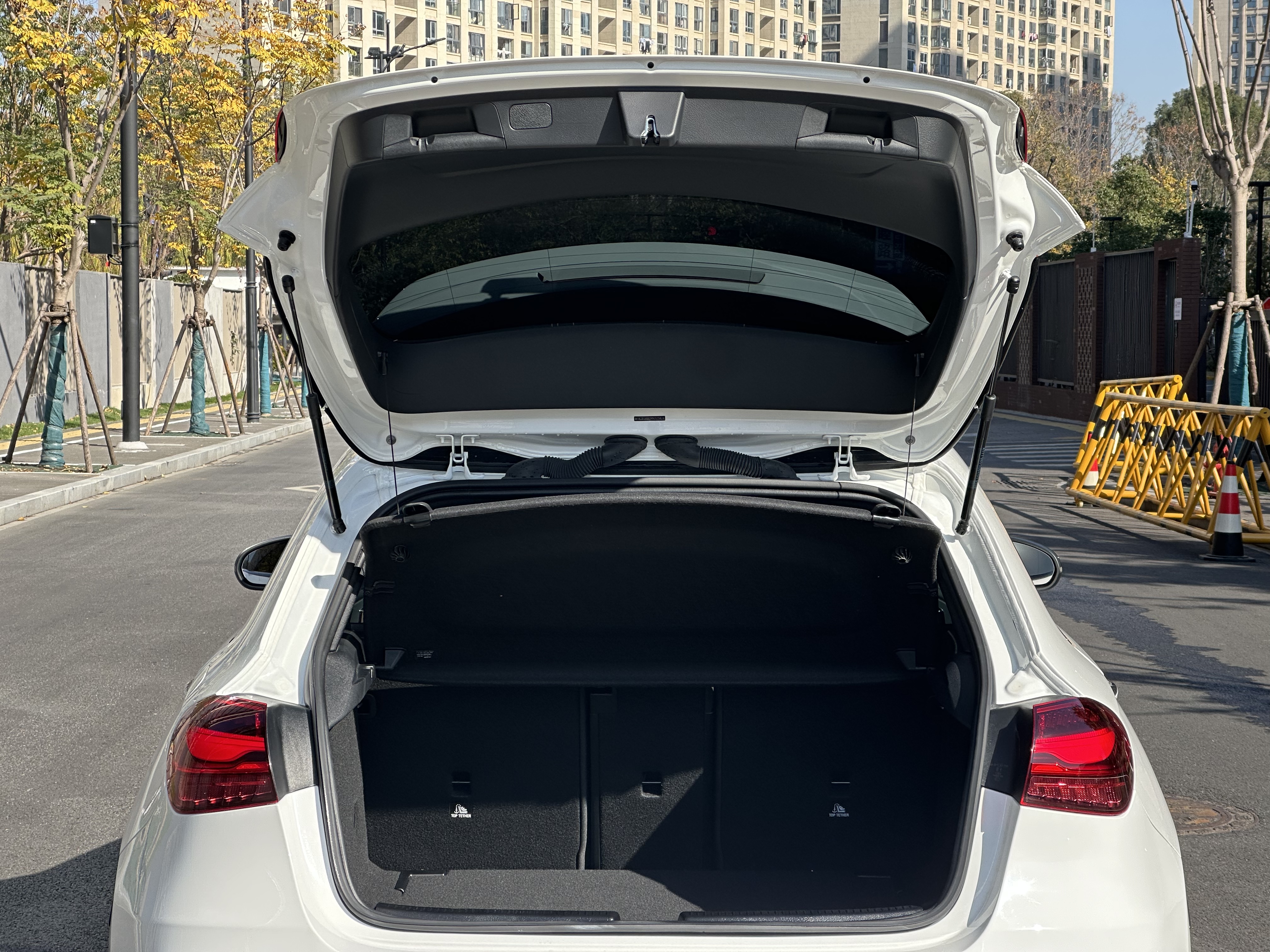 Mercedes-Benz A AMG (Imported) 2024 immagine di auto #30