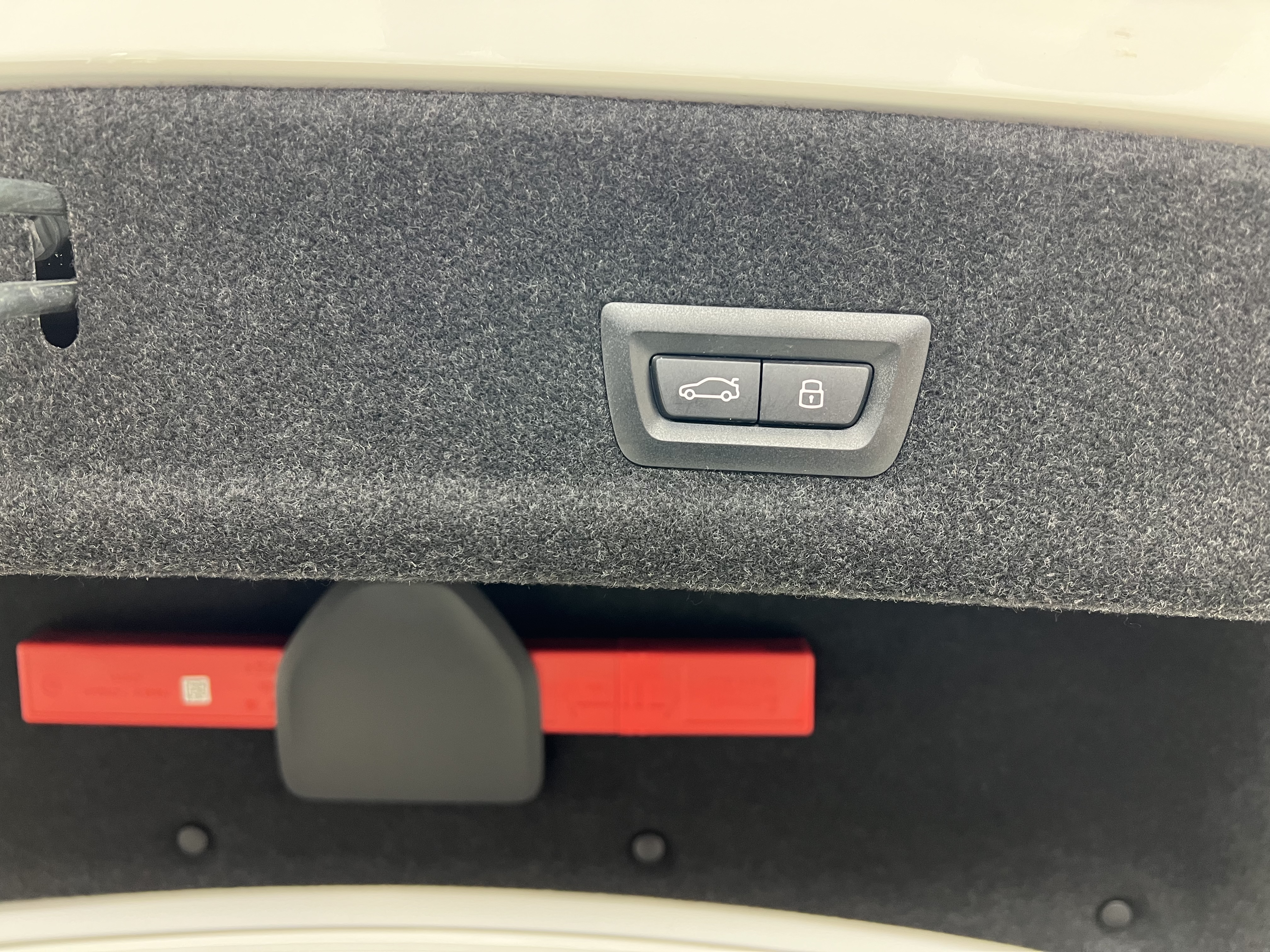 BMW 3 Series 2024 #30 BMW 3 Series 2024 car image #30