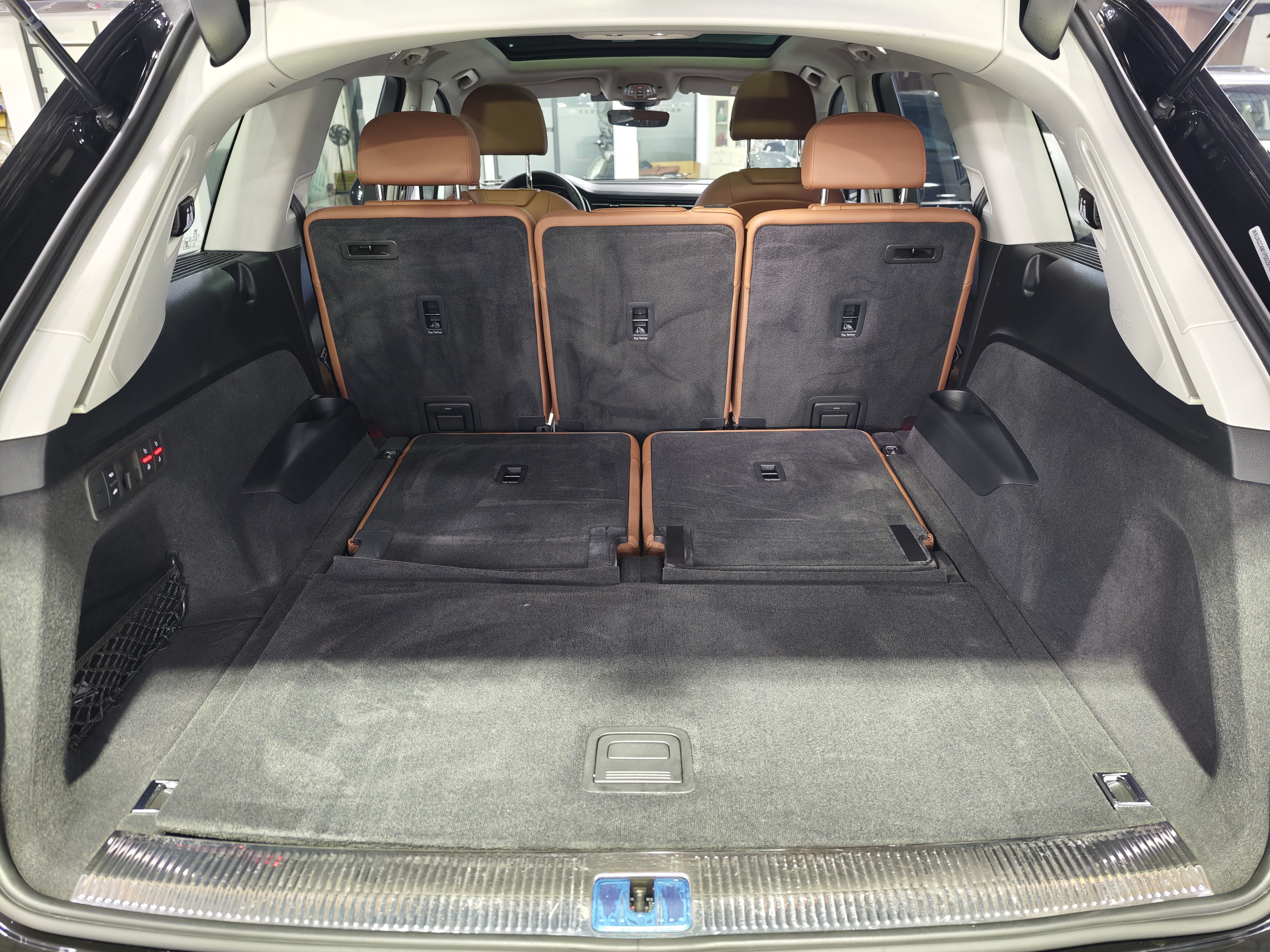 Audi Q7 2023 car image #30