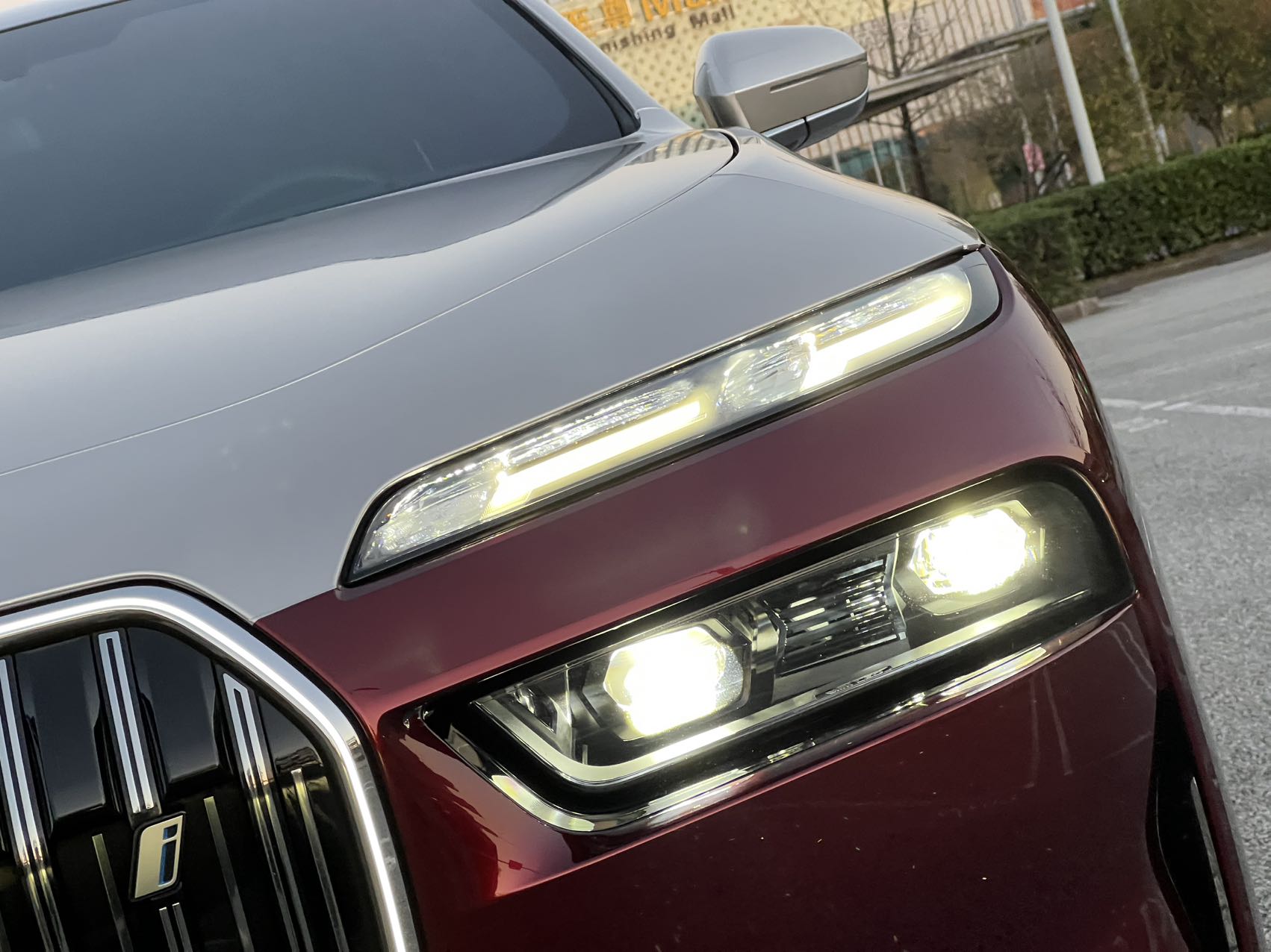 BMW i7 2023 car image #30