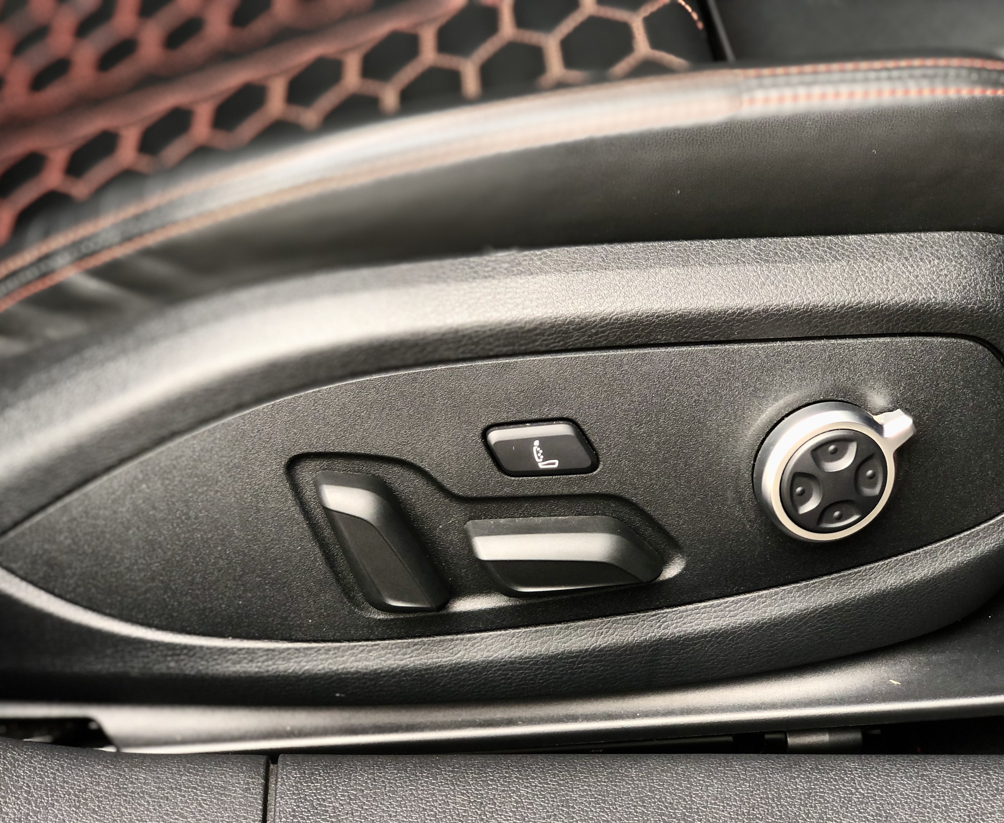 Audi RS 4 2023 immagine di auto #30