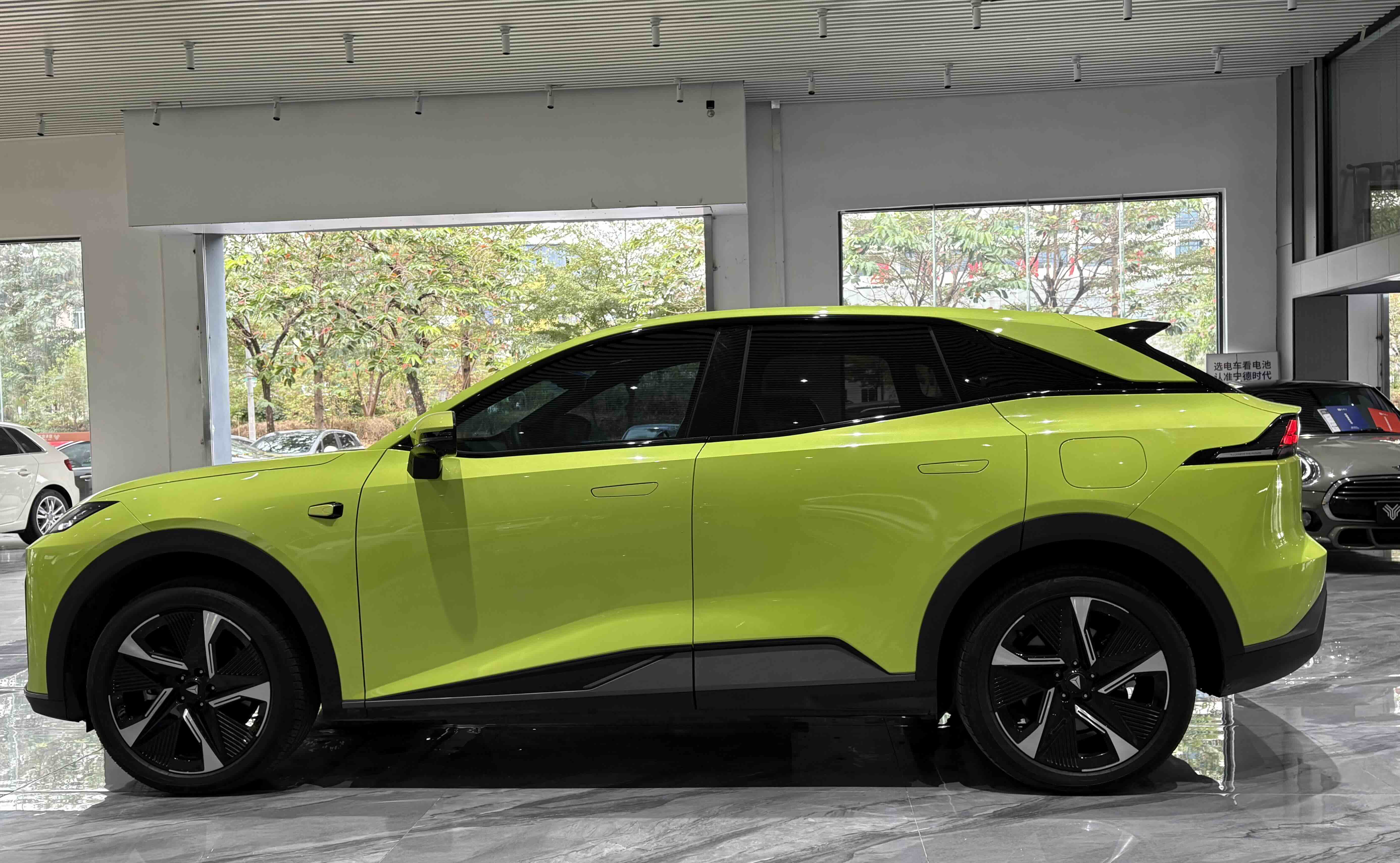 Deepal S07 2024 car image #30