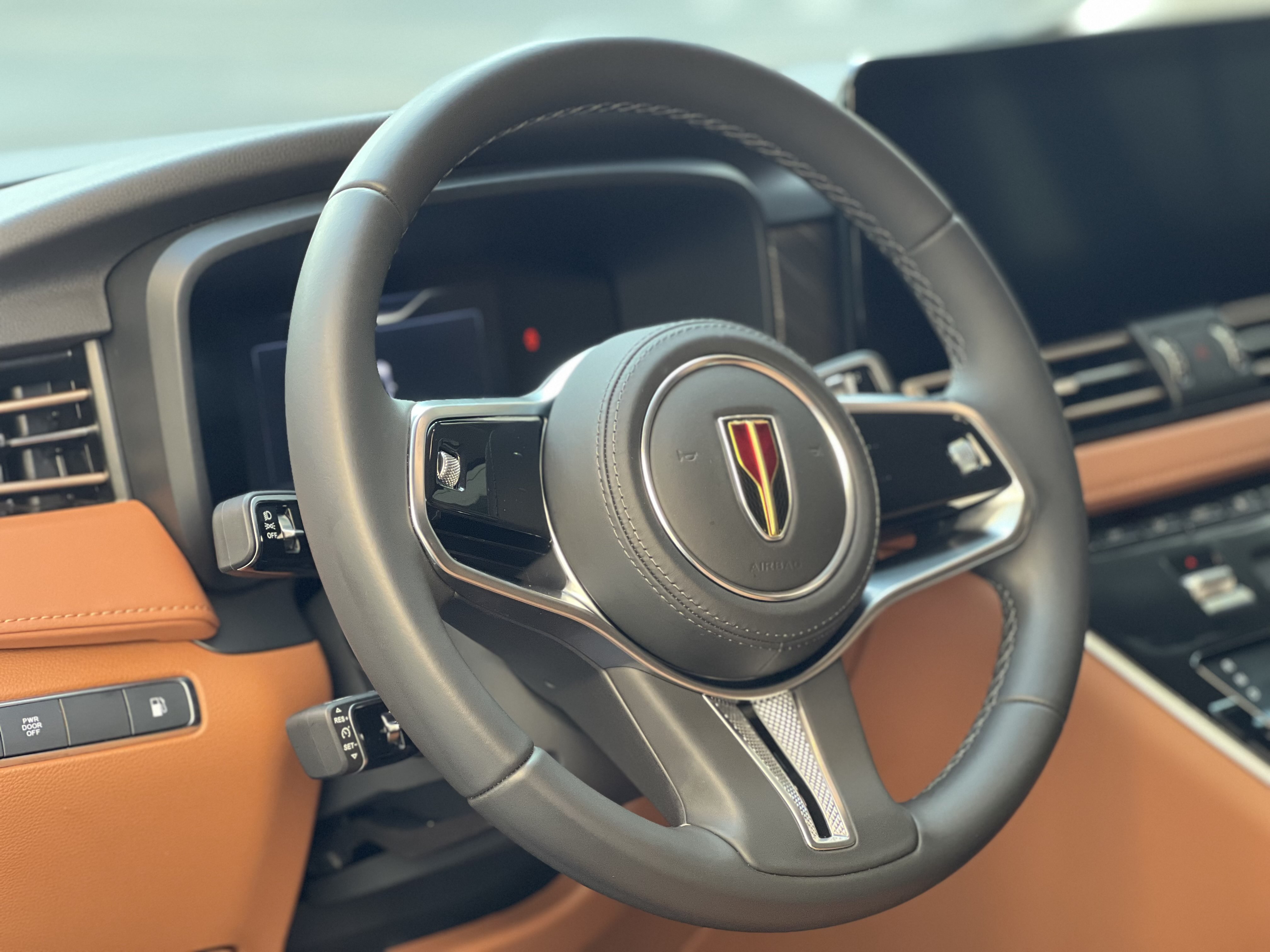 HongQi HQ9 PHEV 2024 #30 HongQi HQ9 PHEV 2024 car image #30