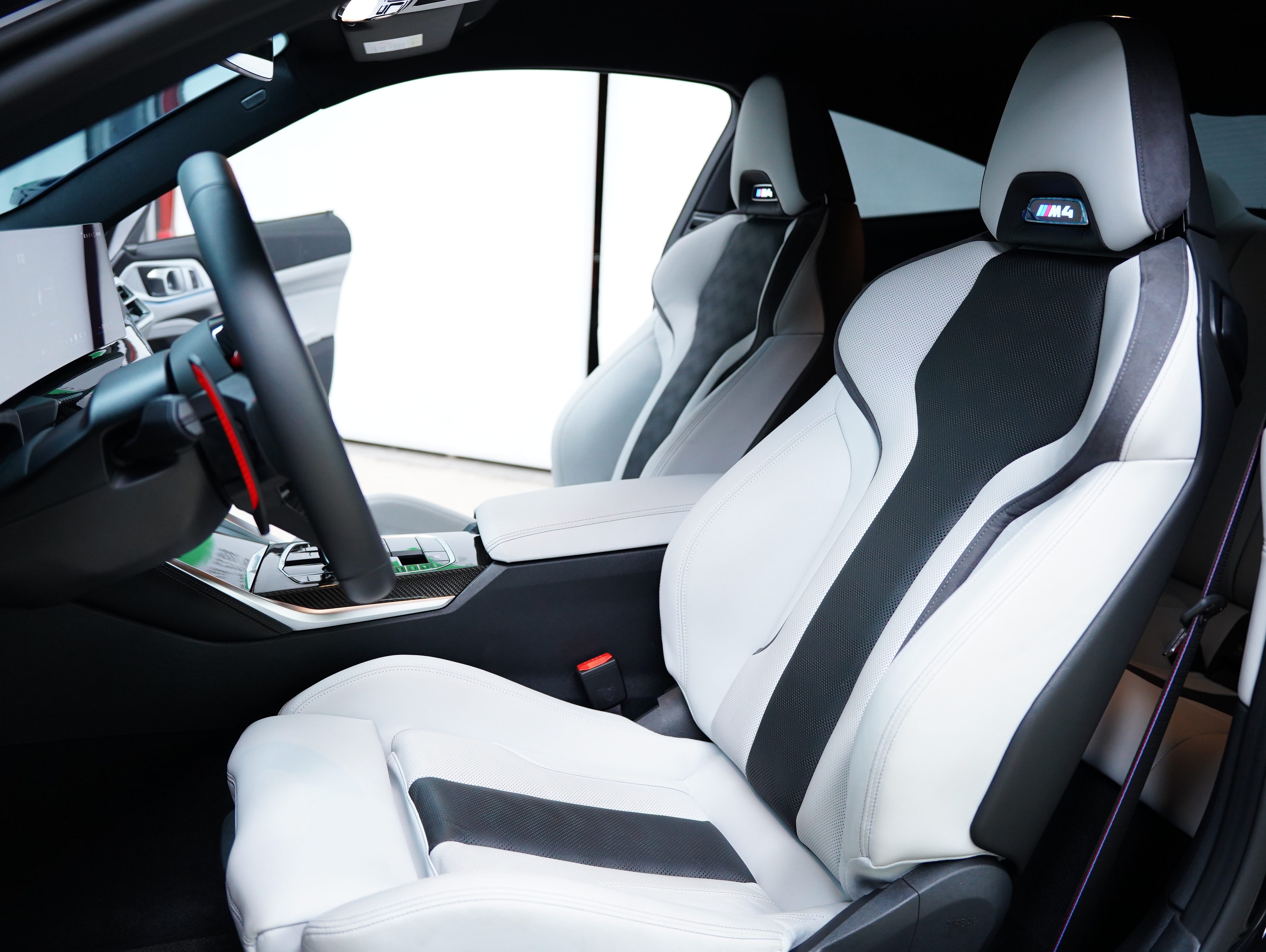 BMW M4 2025 imagen de coche #30