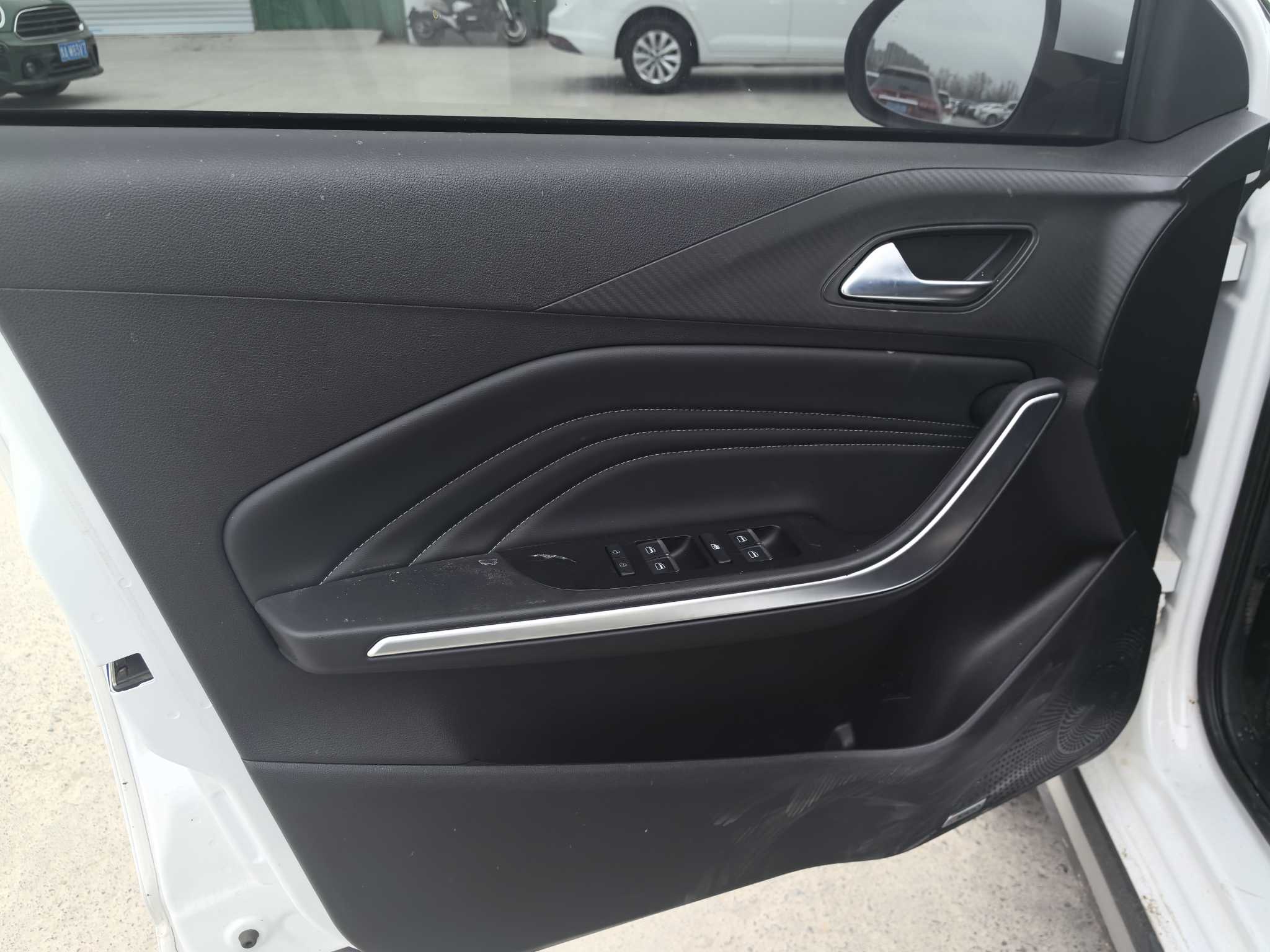 Chery Tiggo 3x 2024 car image #30