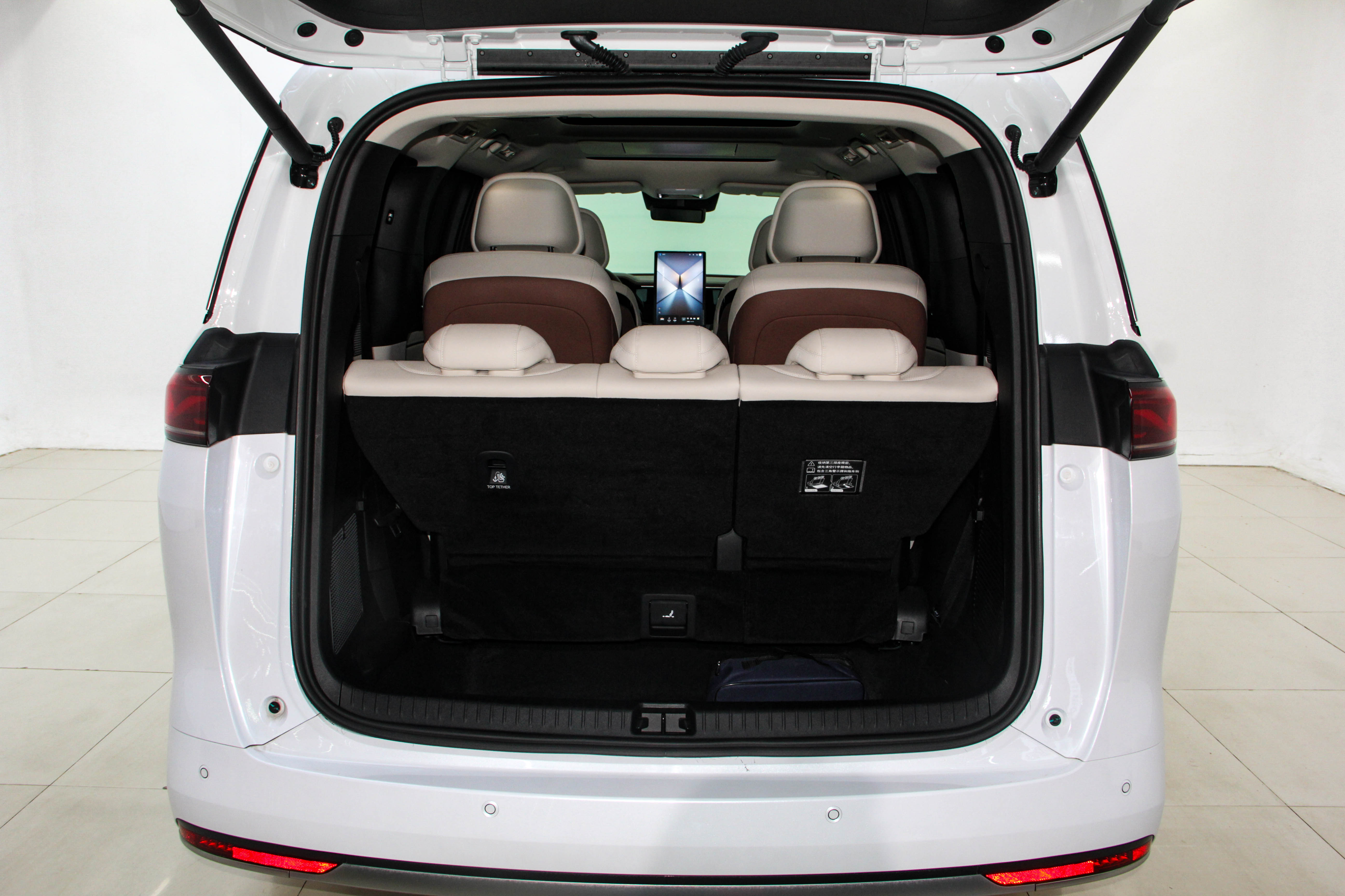 BYD Xia 2025 #30 BYD Xia 2025 immagine di auto #30