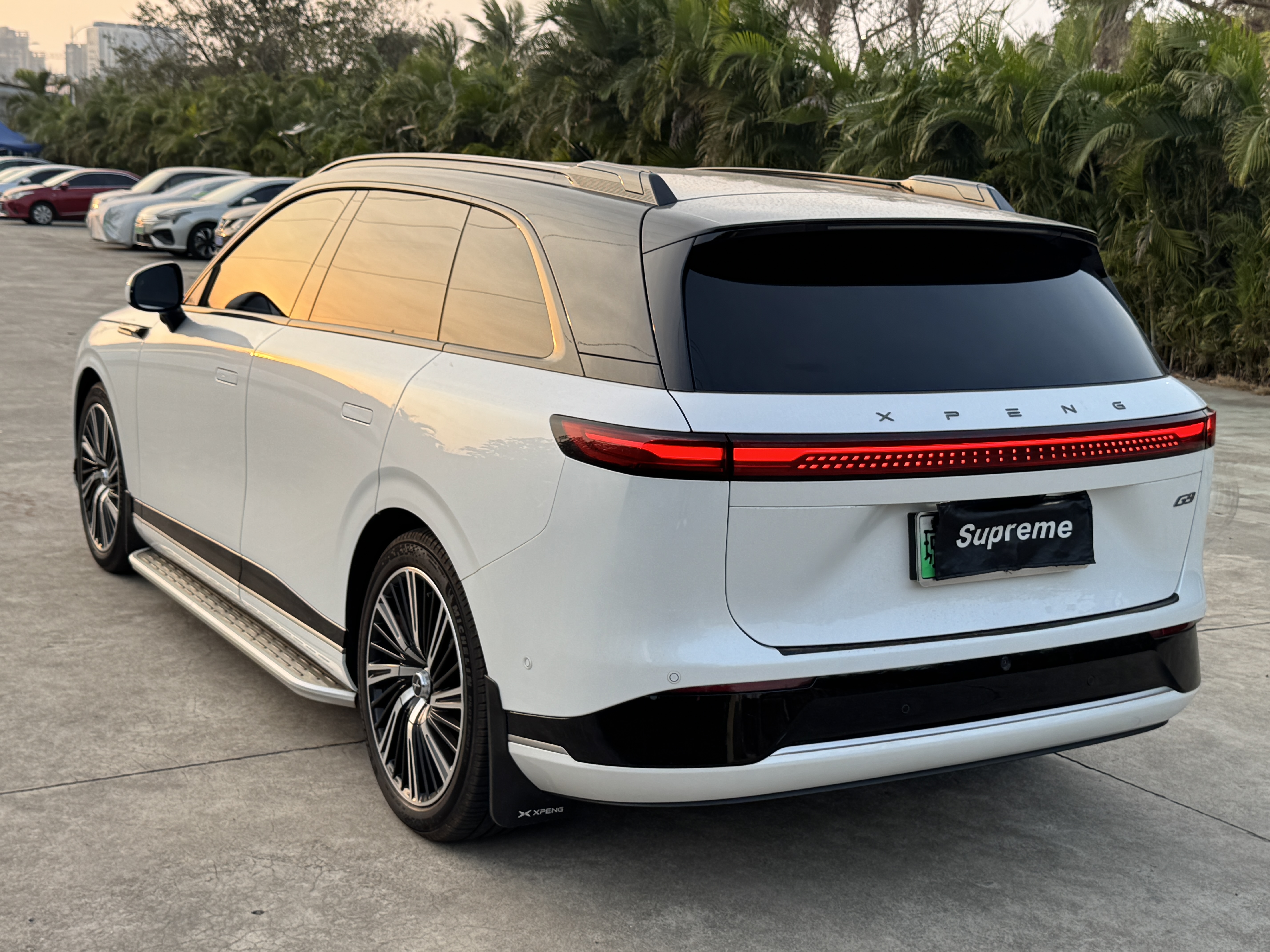 Xpeng G9 2025 car image #30