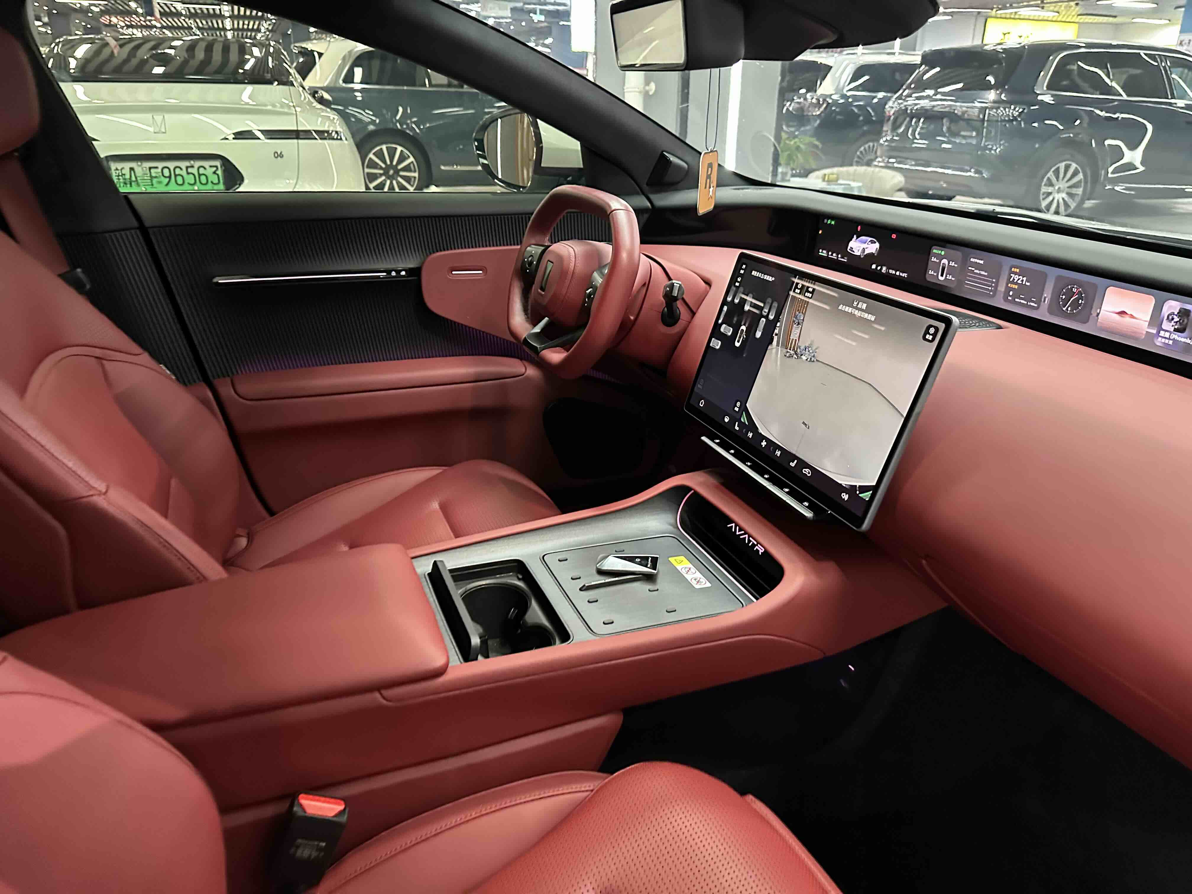 Avatr 12 2025 immagine di auto #30