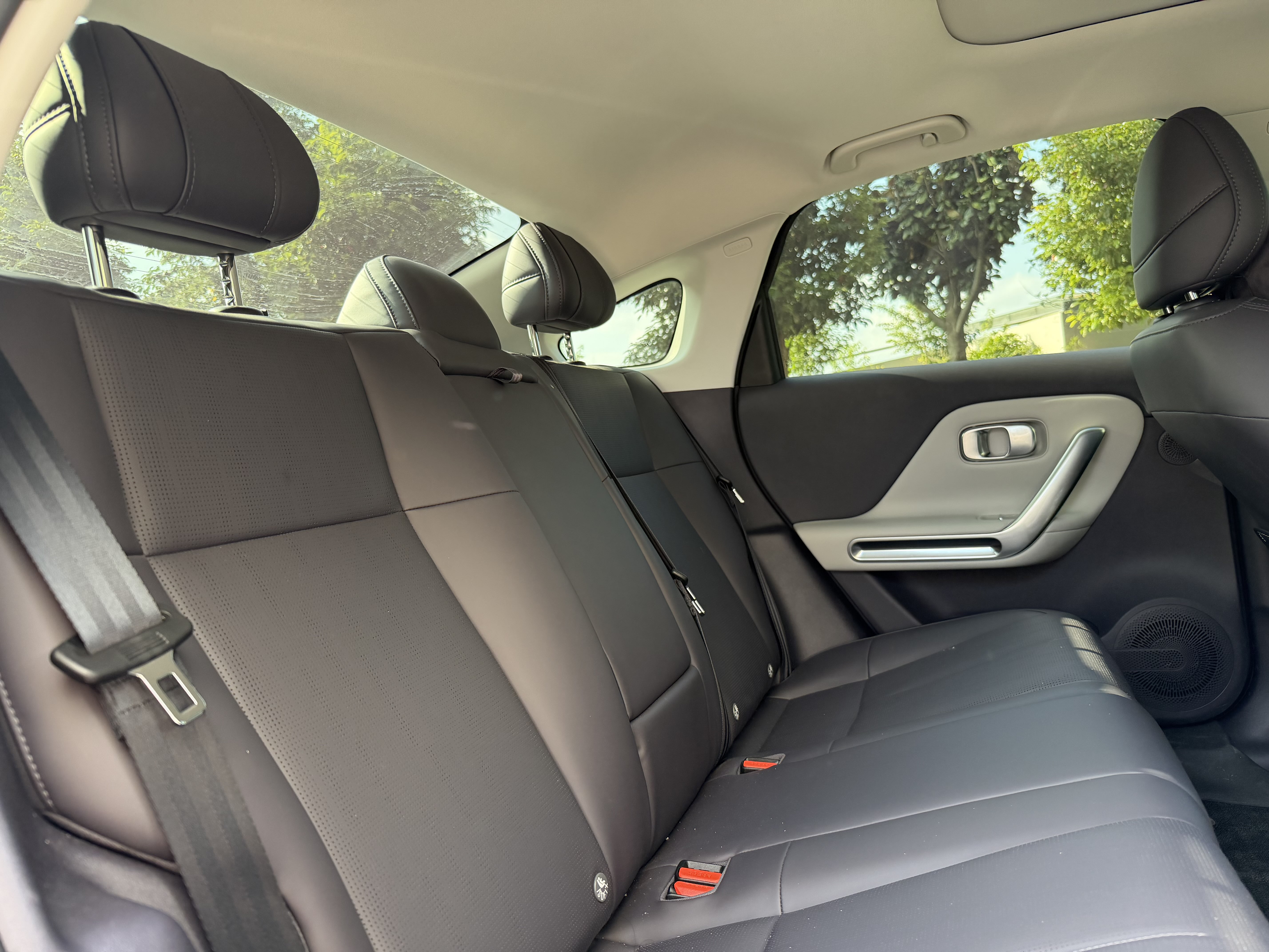 零跑汽车 零跑B01 2025 汽车图片 #30