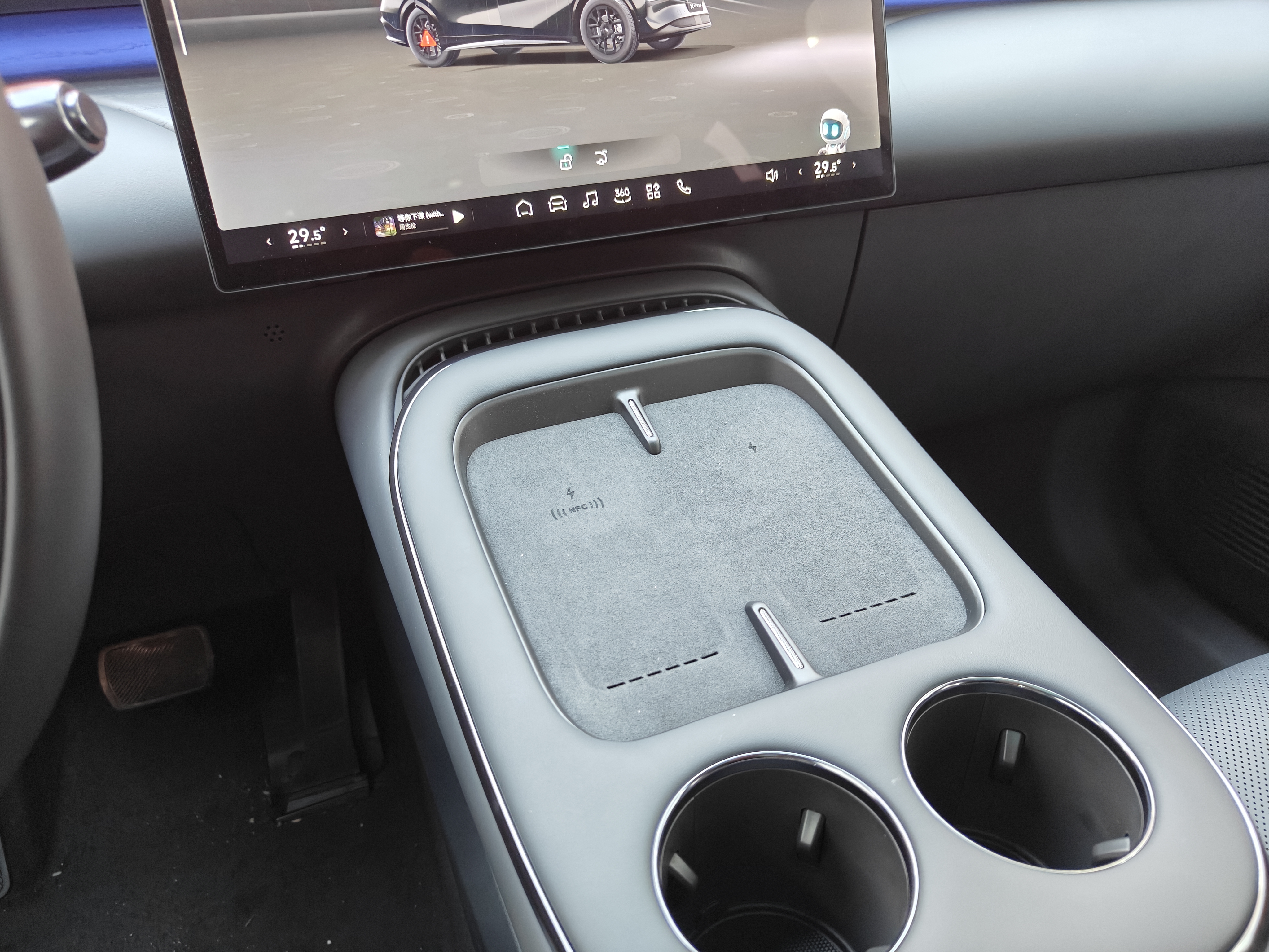 小鹏 2025 汽车图片 #30