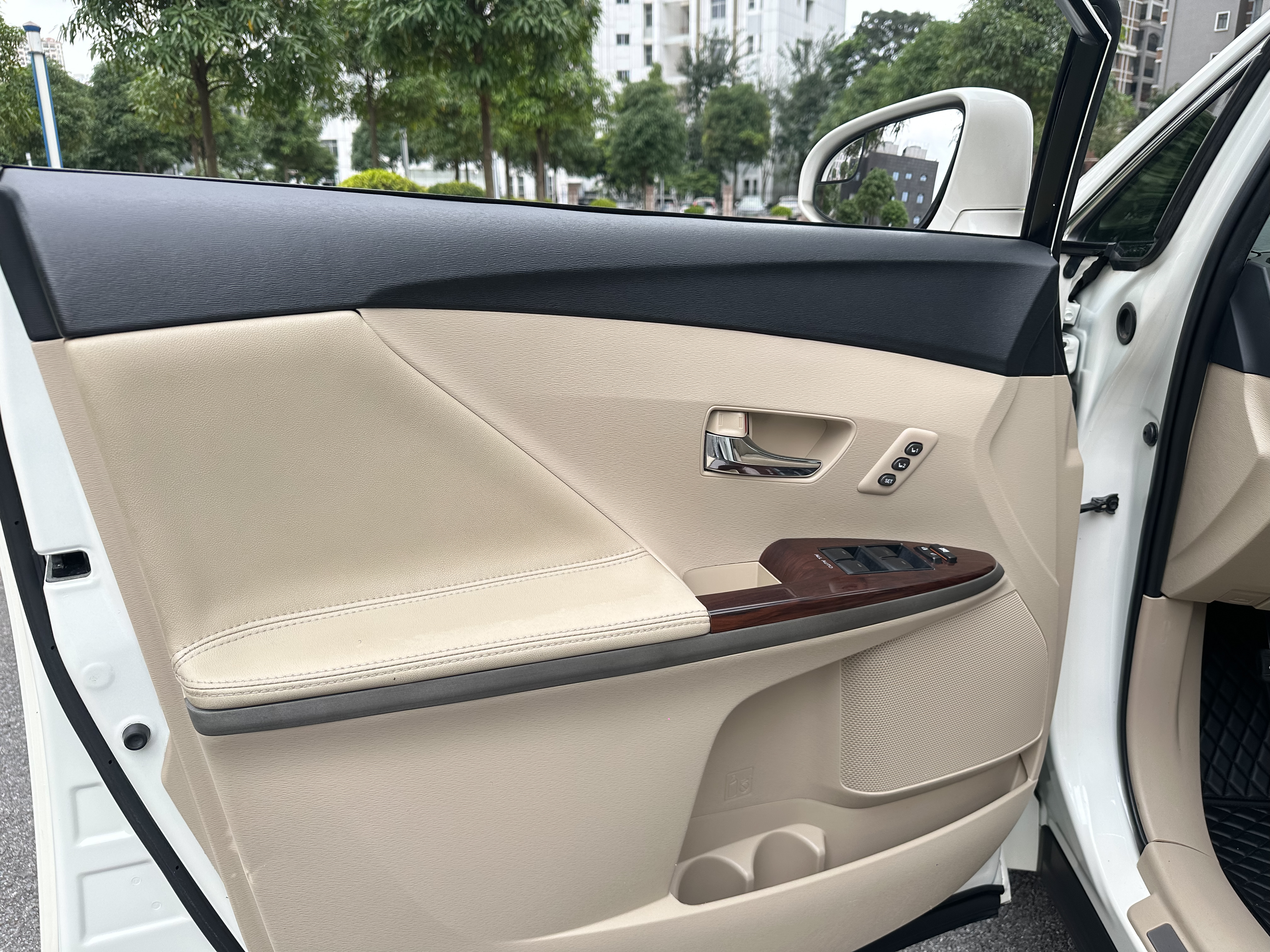 Toyota 2014 car image #30
