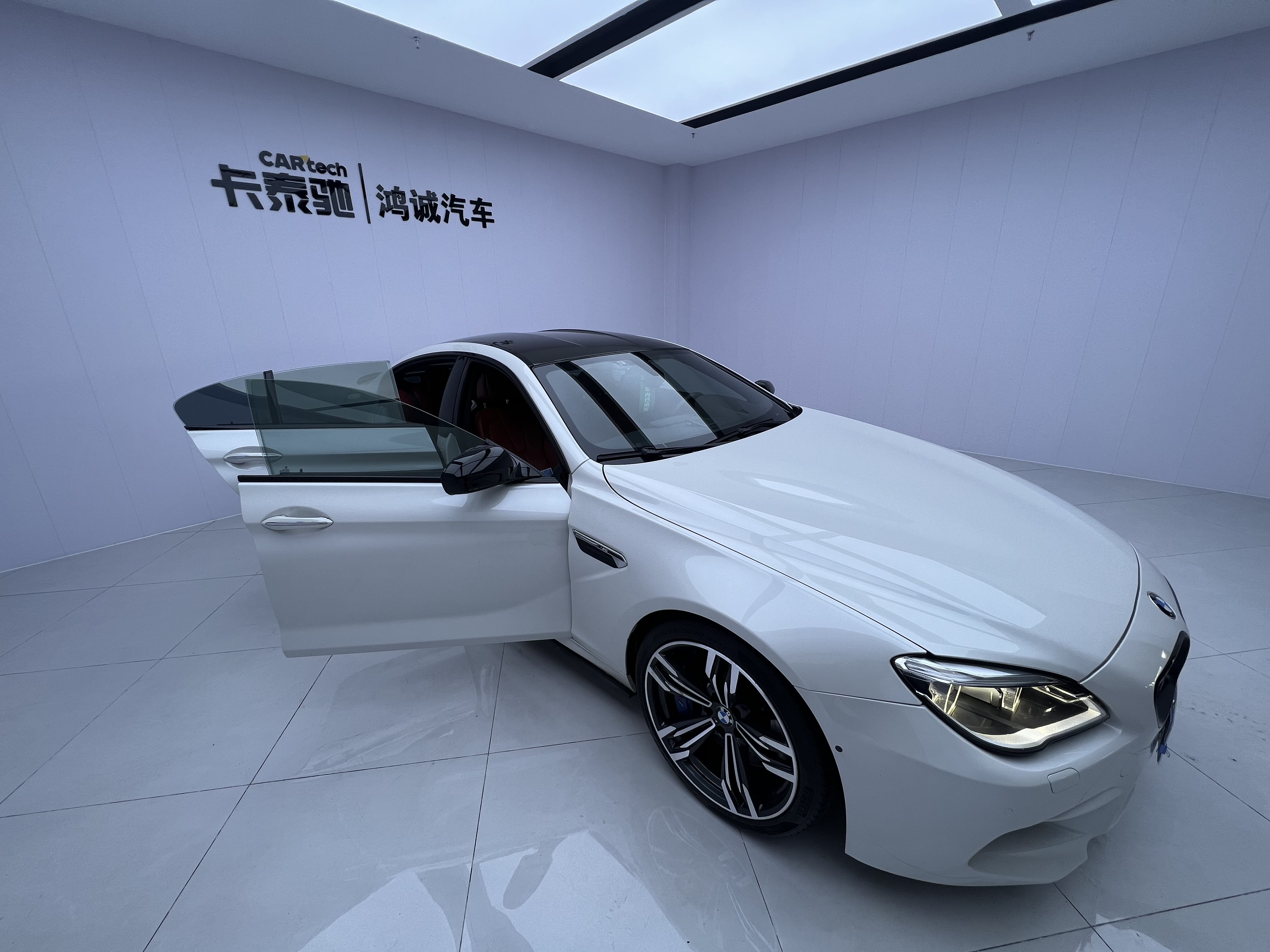 BMW M6 2016 car image #30