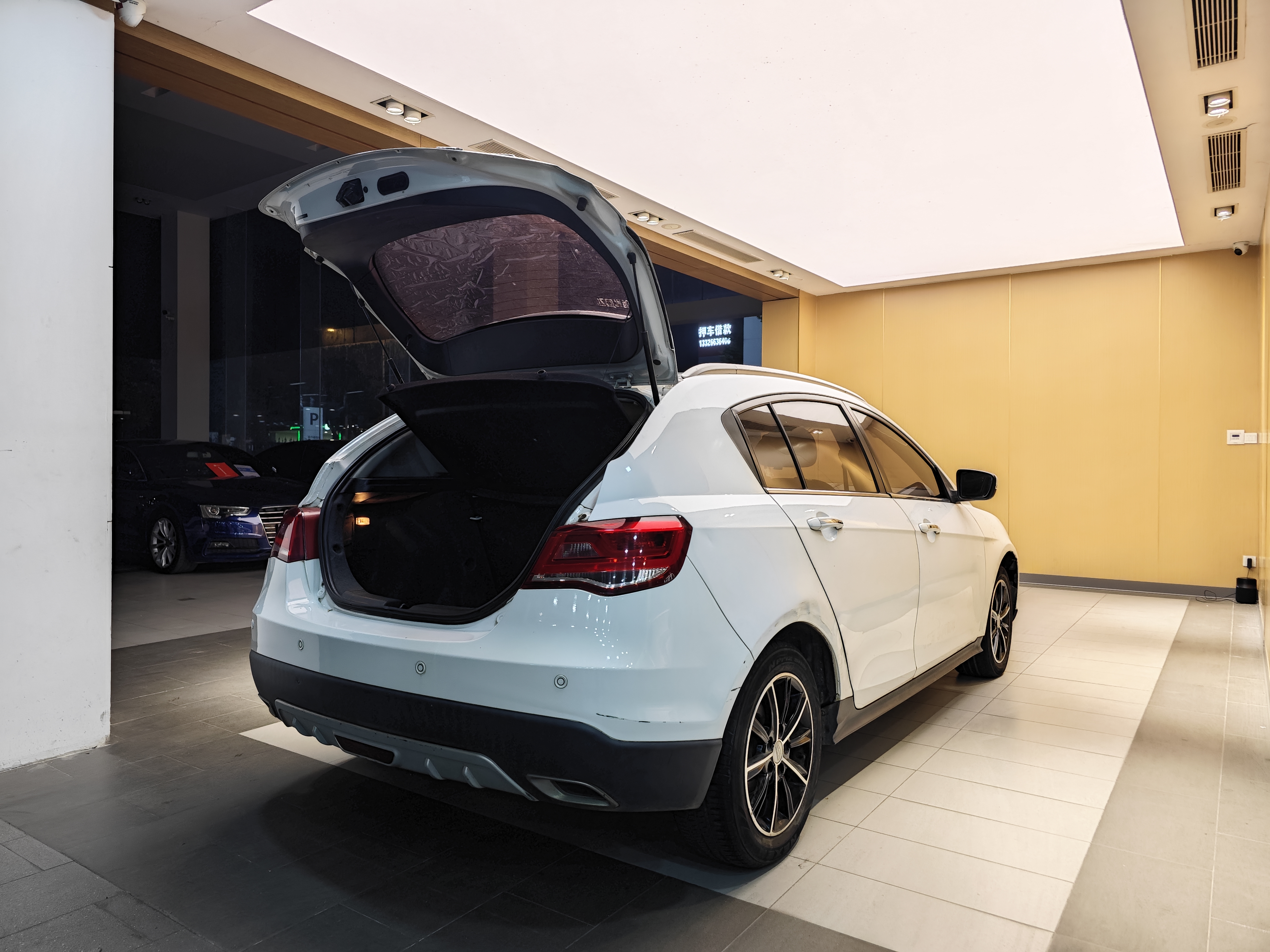 GEELY Emgrand 2016 #30 GEELY Emgrand 2016 car image #30