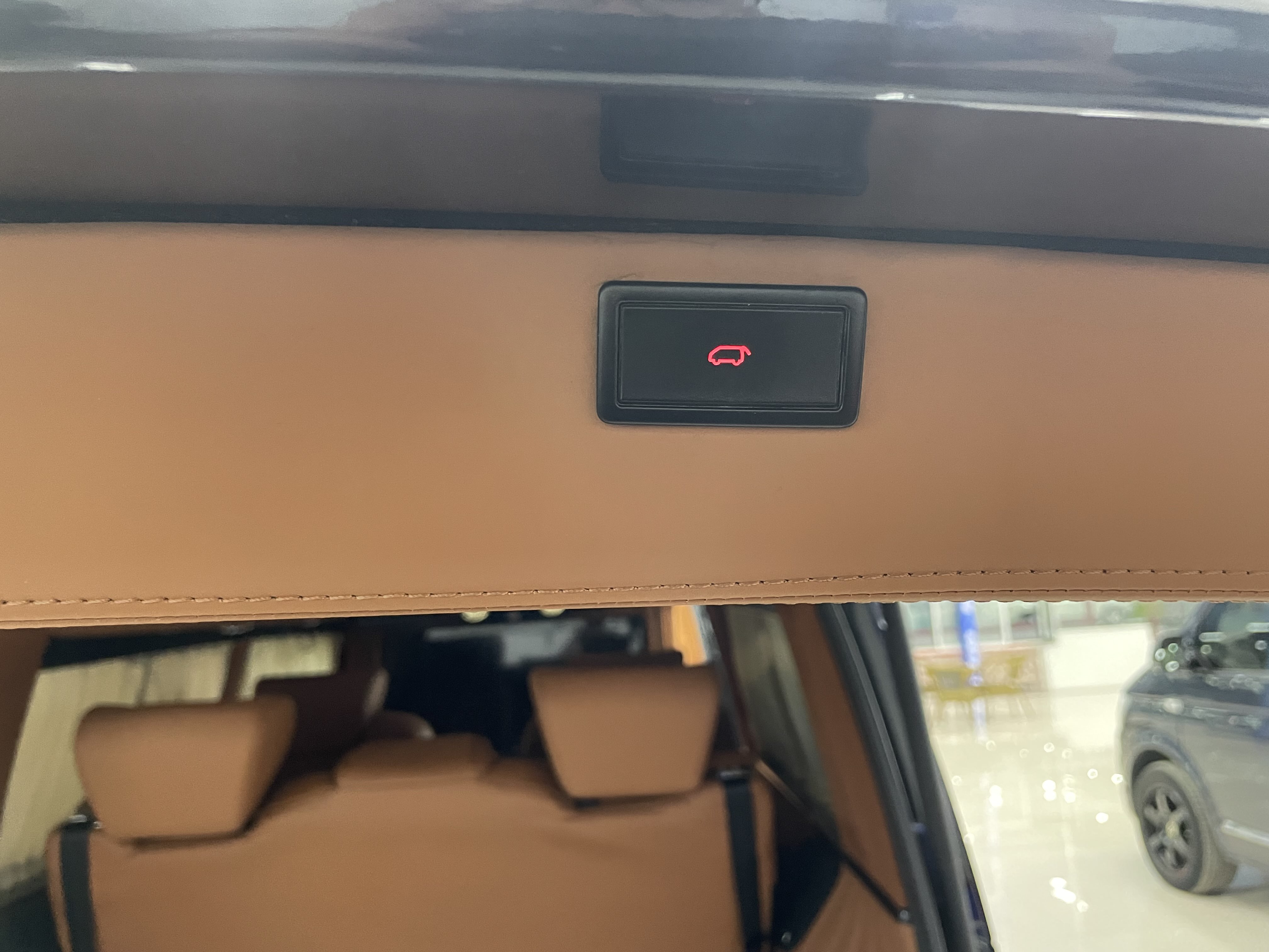 Volkswagen Caravelle 2017 immagine di auto #30