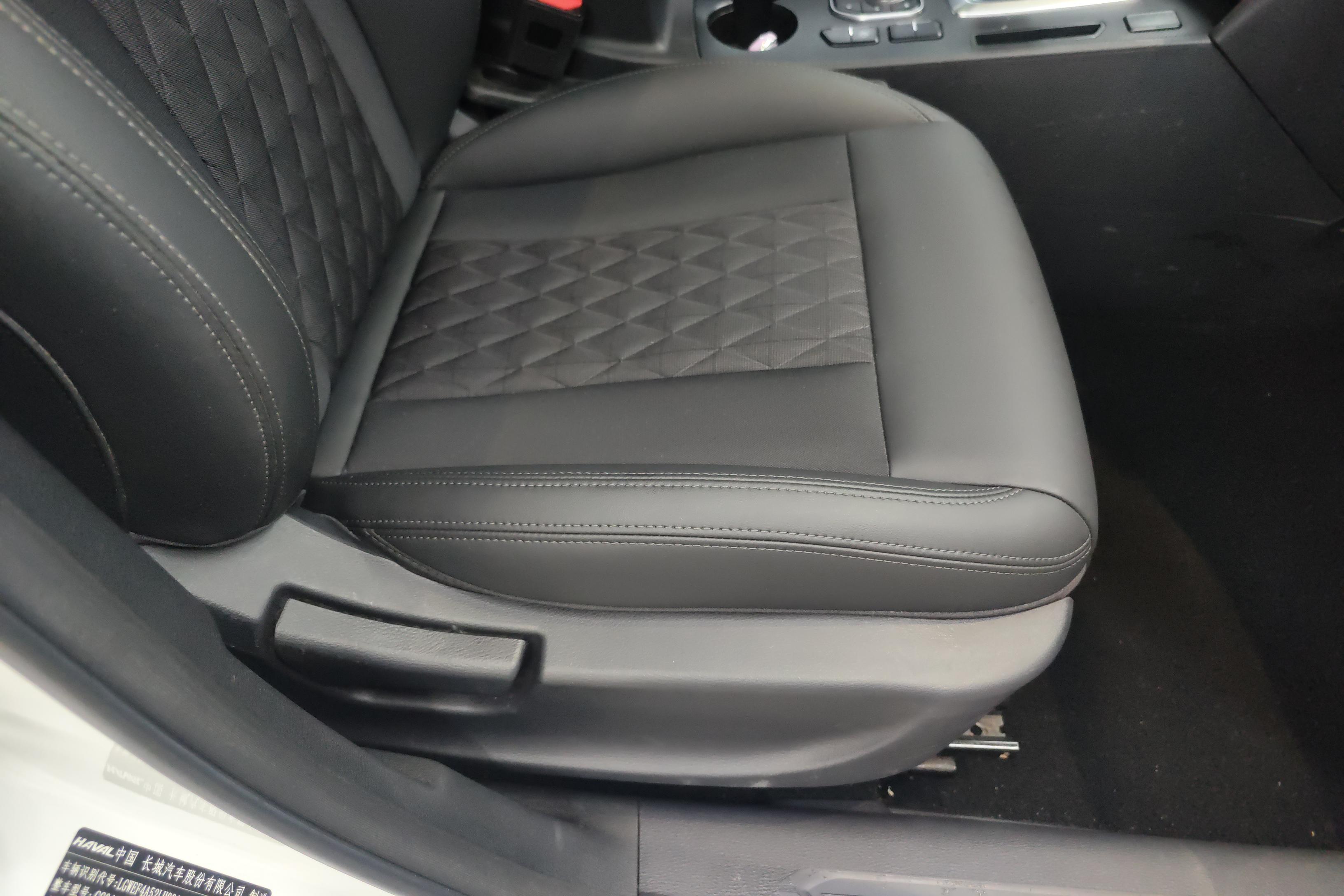 Haval H6 Coupe 2020 #30 Haval H6 Coupe 2020 car image #30