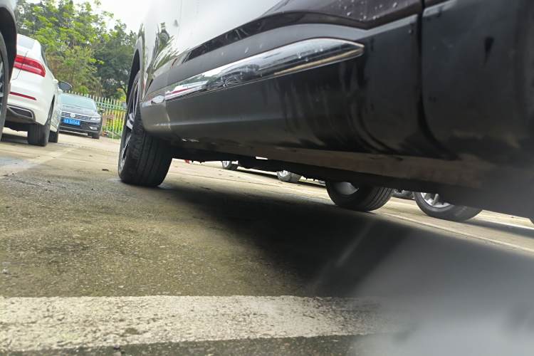 MG Pilot 2022 car image #30