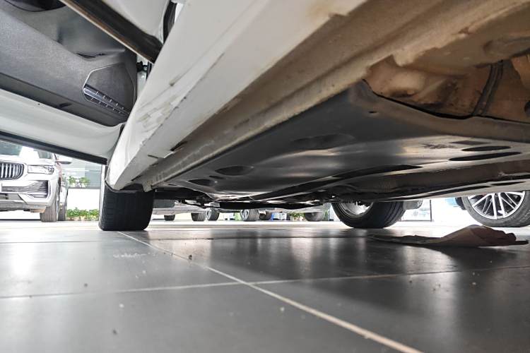 Volkswagen Sagitar 2019 immagine di auto #30