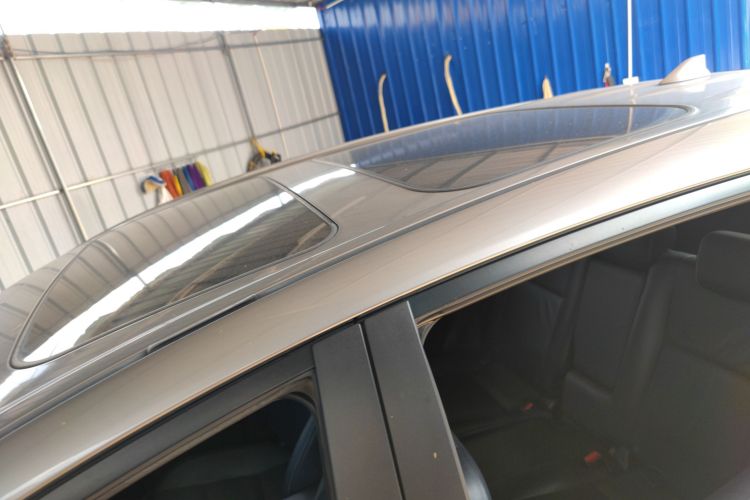 Toyota RAV4 (Imported) 2017 #30 Toyota RAV4 (Imported) 2017 immagine di auto #30