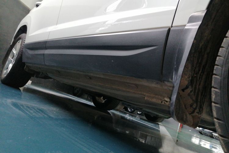 VS5 2022 car image #30