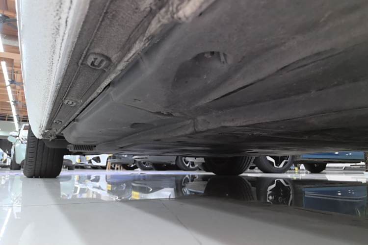 Volkswagen Golf Pure Electric 2021 car image #30