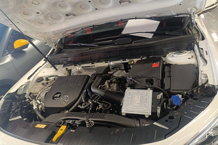 Mercedes-Benz GLB Class 2022 #30 Mercedes-Benz GLB Class 2022 car image #30