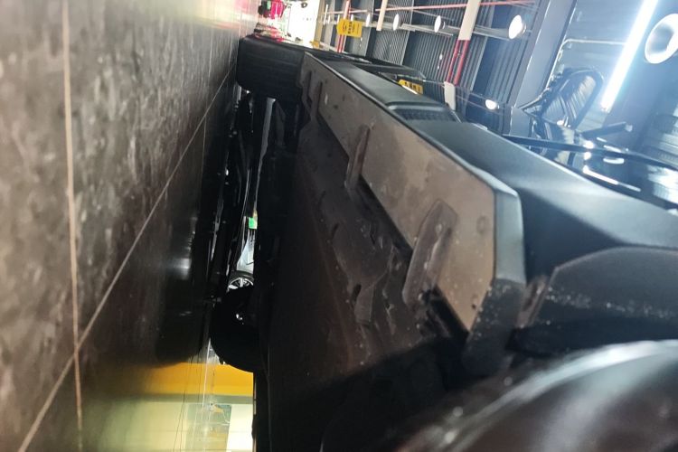 Deepal G318 2024 immagine di auto #30