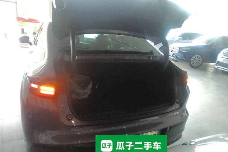 零跑汽车 零跑B01 2025 汽车图片 #30