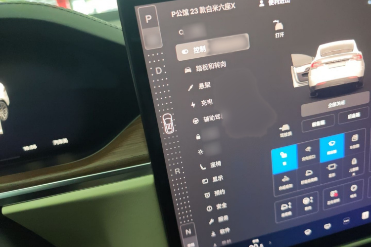 特斯拉 Model X 2023 汽车图片 #30