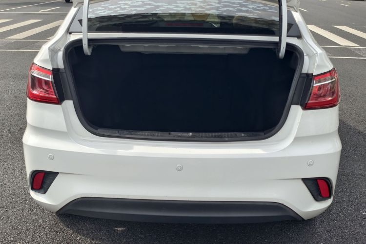 Changan Eado DT 2020 car image #30