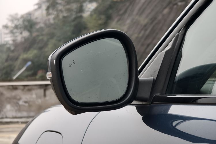 Ford Mustang Mach-E 2024 car image #30