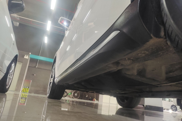 Mercedes-Benz GLA Class 2018 car image #30