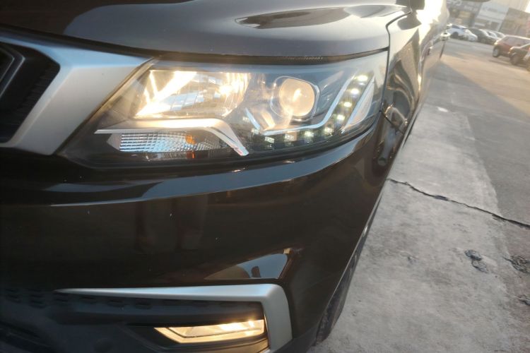 GEELY Vision X6 2019 car image #30