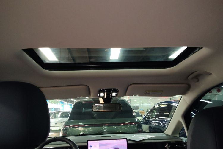 GAC Trumpchi E8 New Energy 2024 #30 GAC Trumpchi E8 New Energy 2024 car image #30