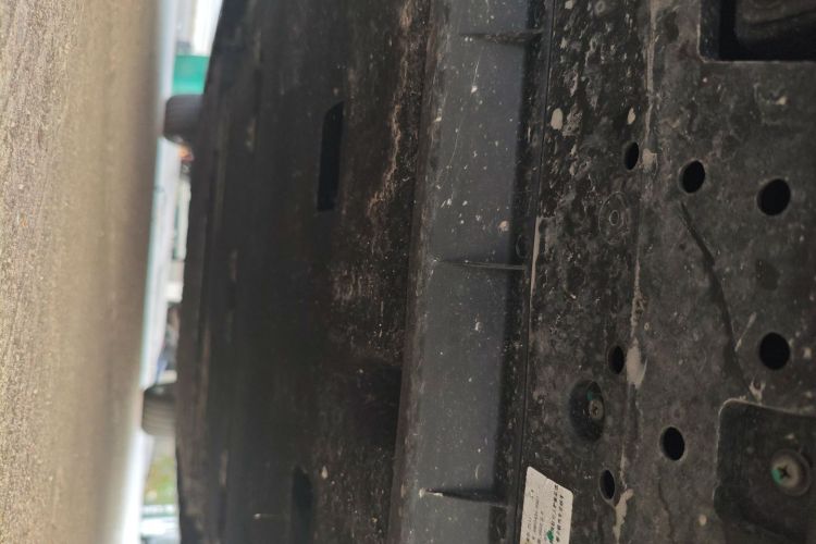 HongQi E-QM5 2022 immagine di auto #30