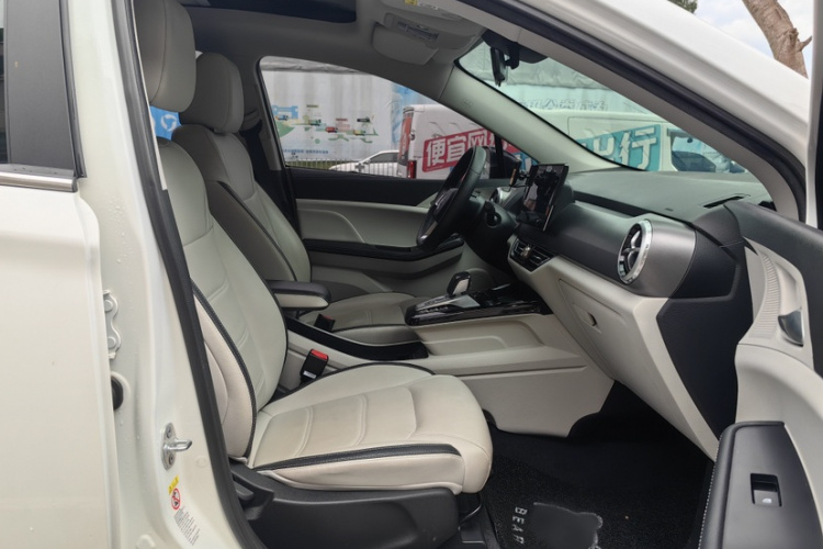 BYD Yuan 2022 car image #30