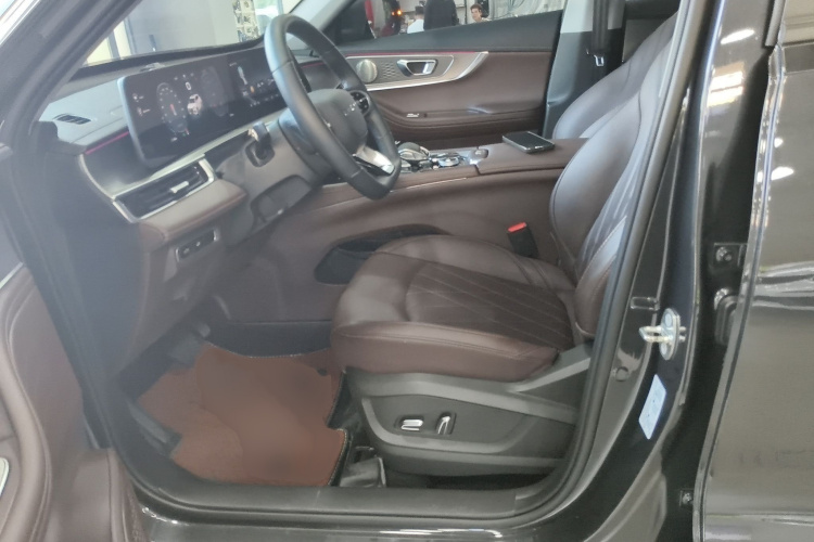Chery Tiggo 8 Plus 2023 image de voiture #30