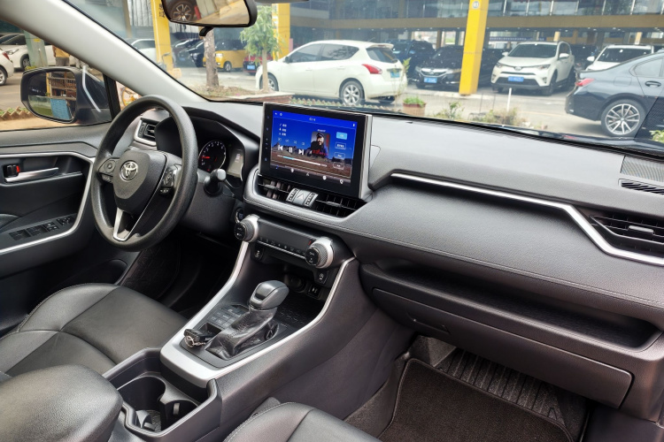 Kia Wildlander 2020 car image #30